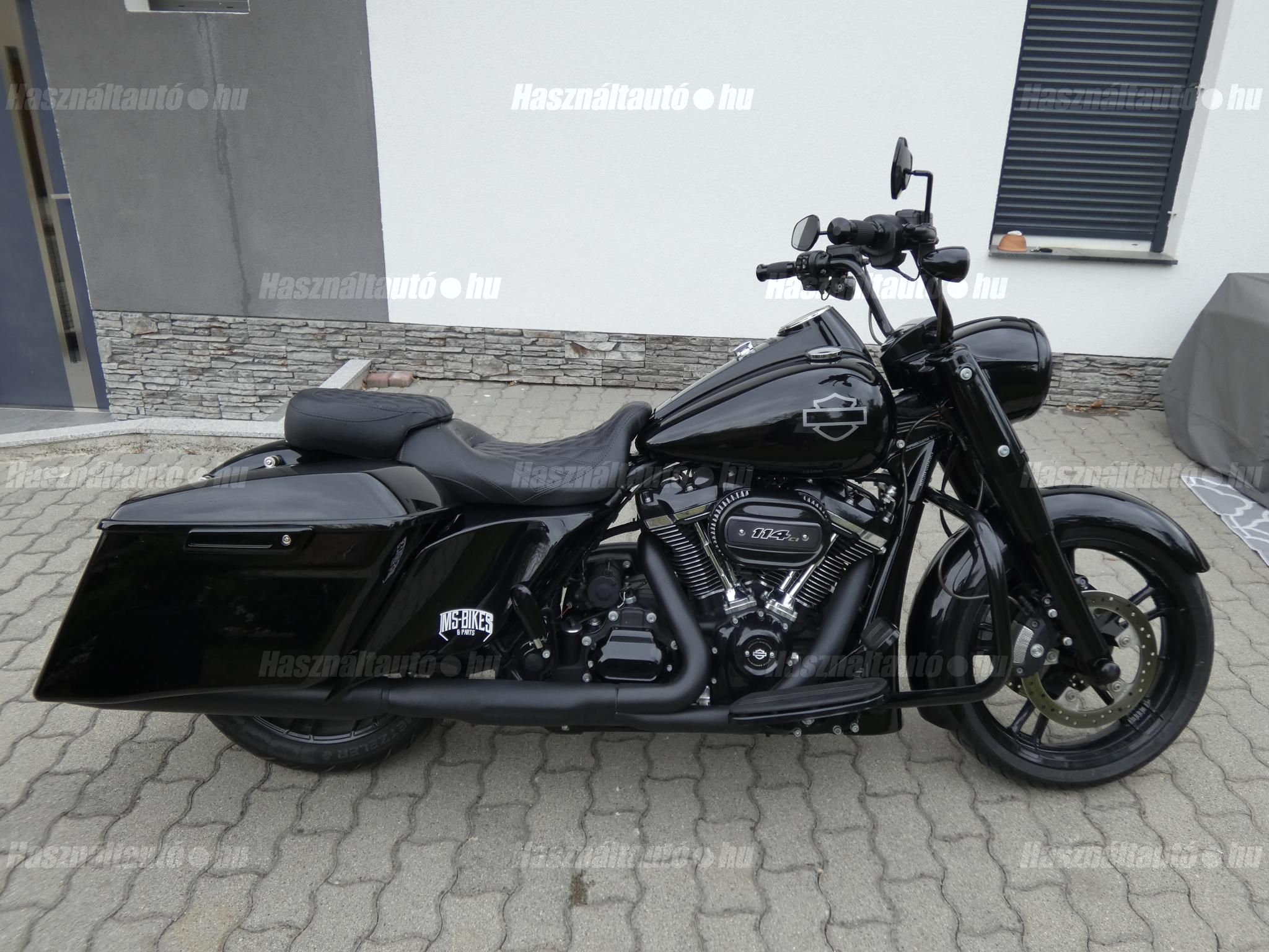 HARLEY-DAVIDSON ROAD KING 2020/7 - 1