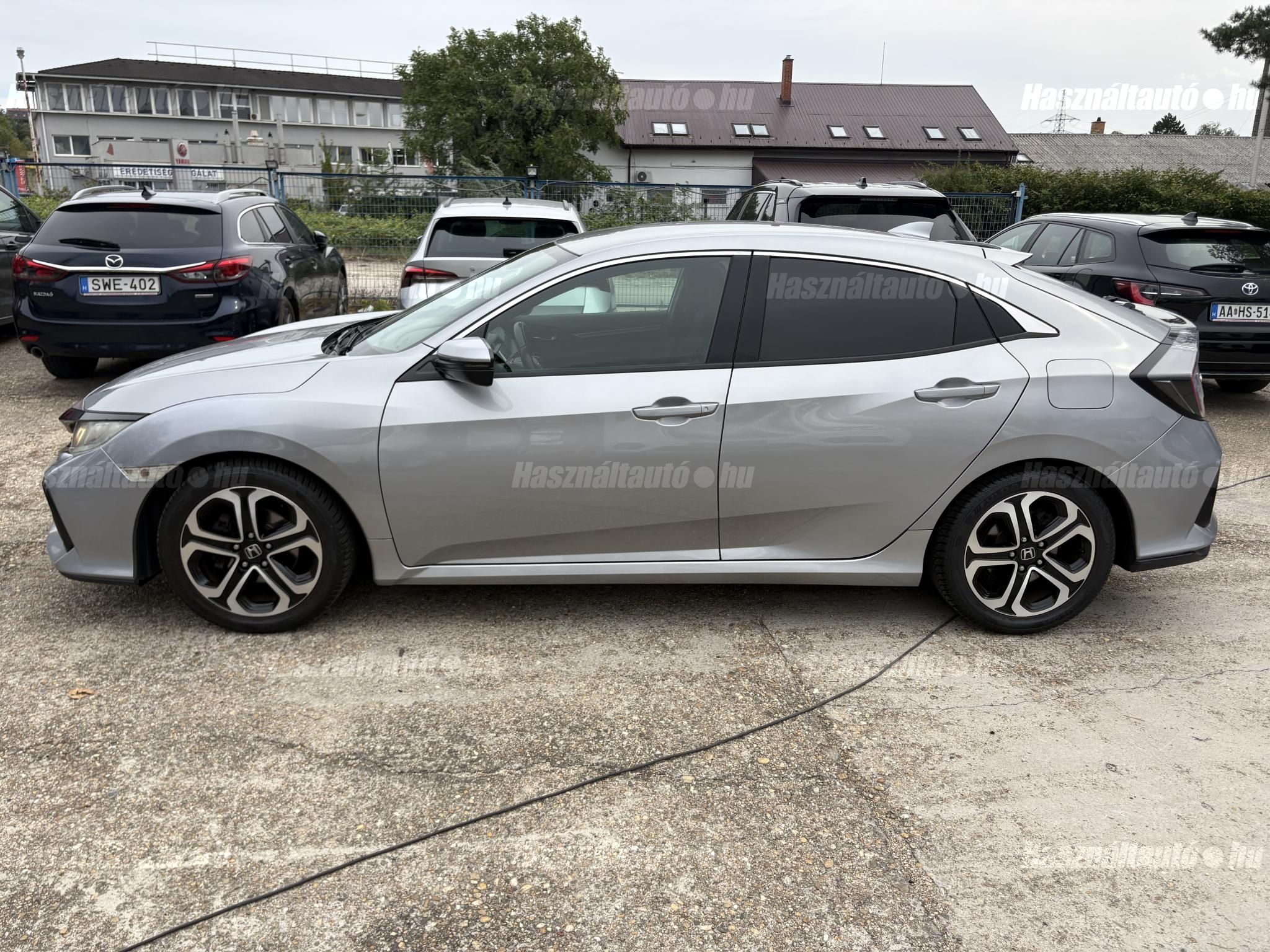 HONDA CIVIC 2018/9 - 1