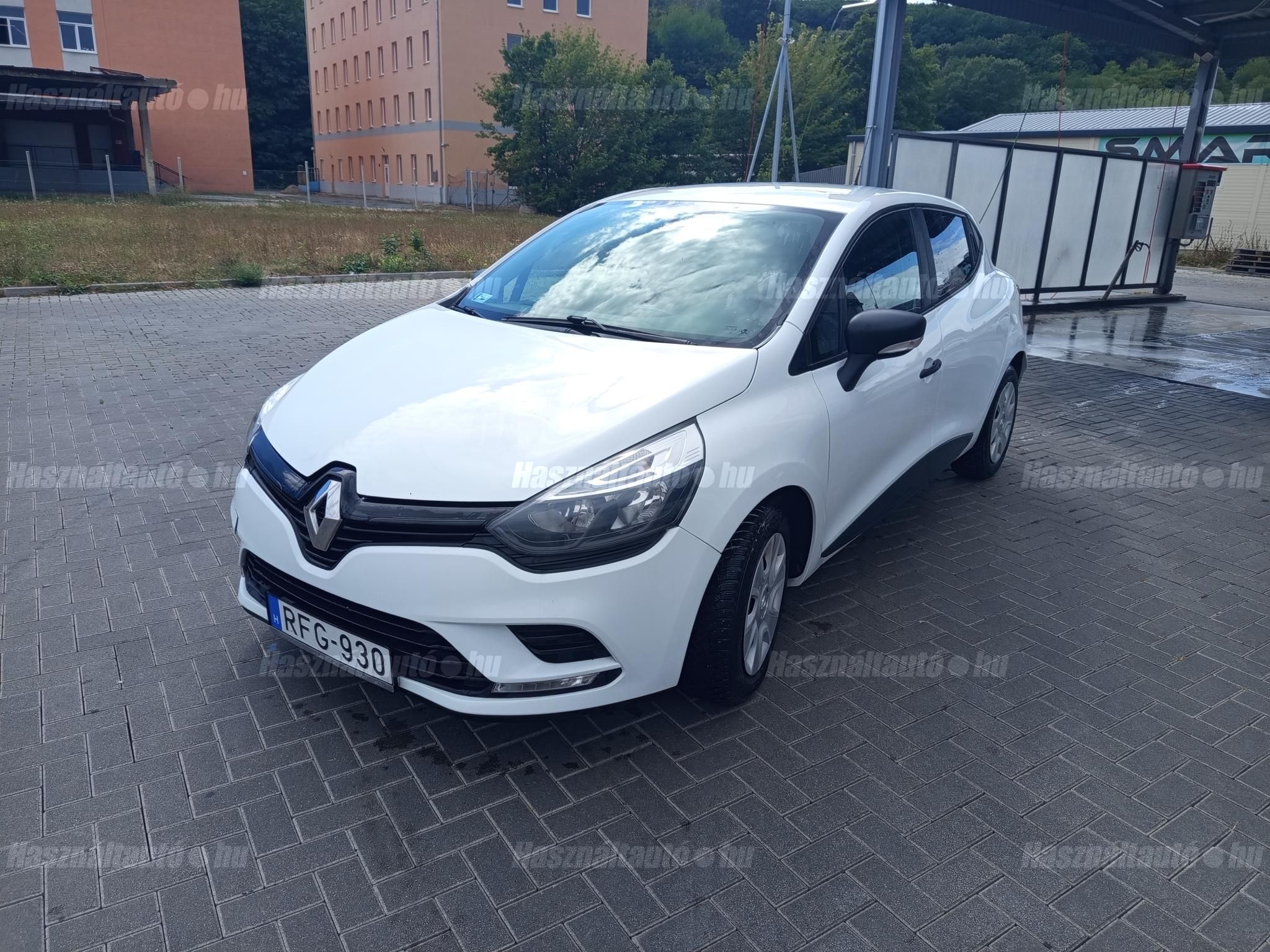 RENAULT CLIO 2019/1 - 1