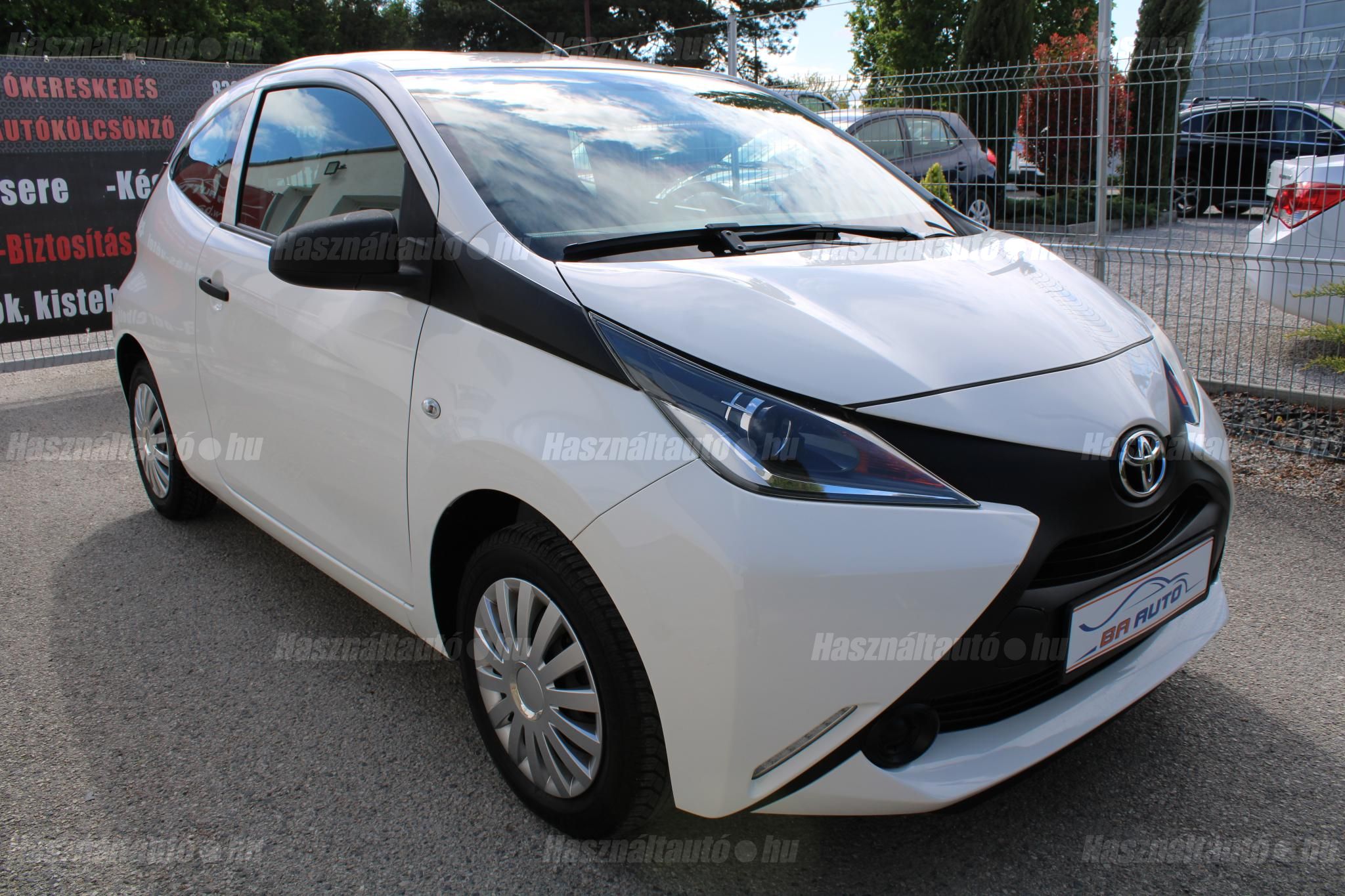 TOYOTA AYGO 2014/11 - 1