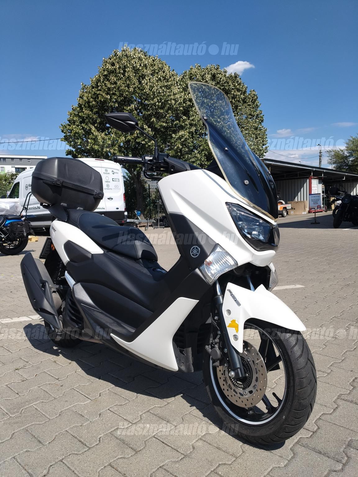 YAMAHA NMAX 2019/8 - 1