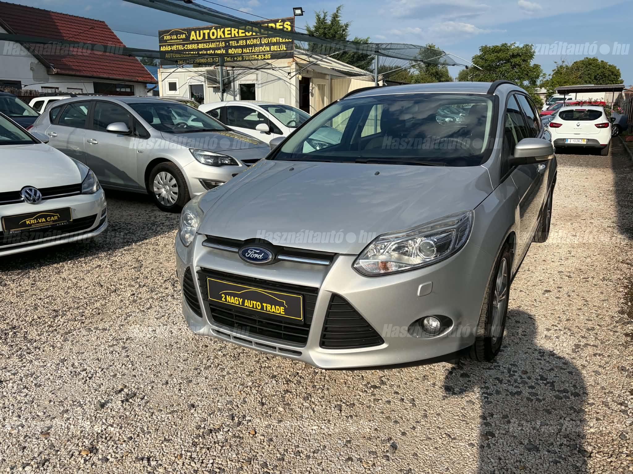 FORD FOCUS 2012/8 - 1