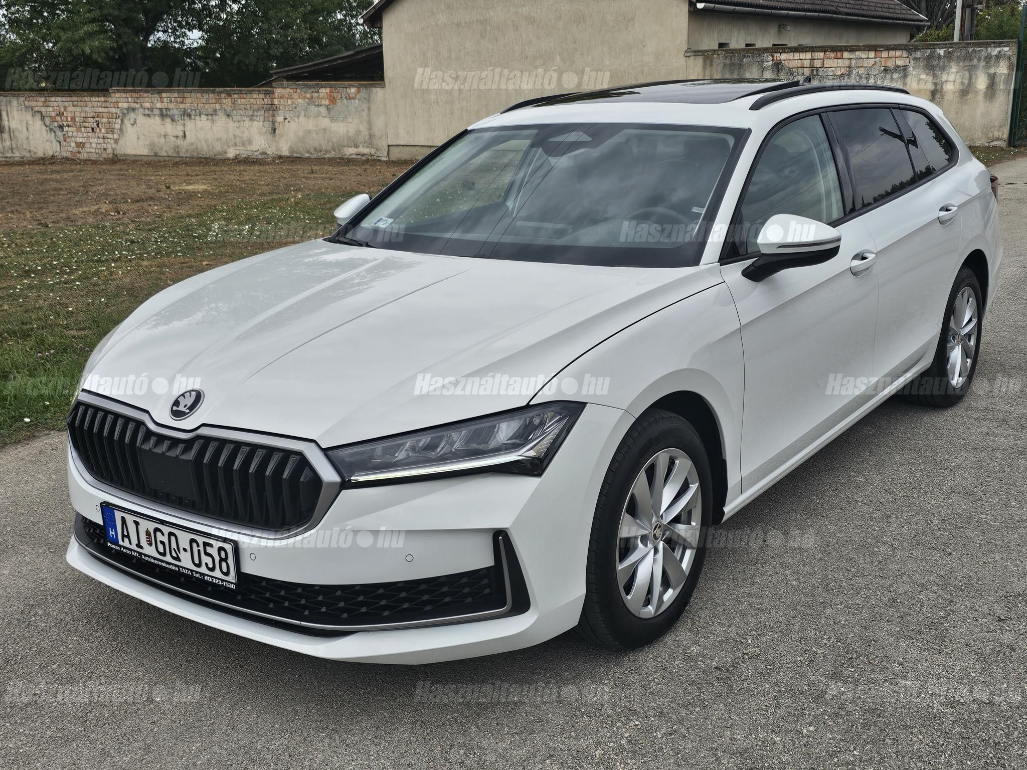 SKODA SUPERB 2025 - 1