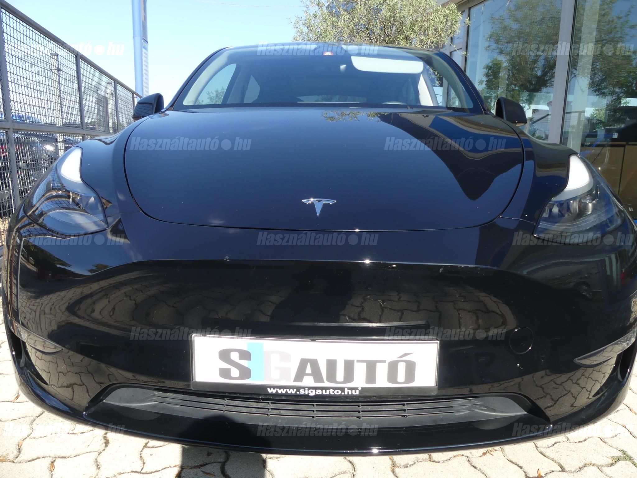 TESLA MODEL Y 2023/2 - 1
