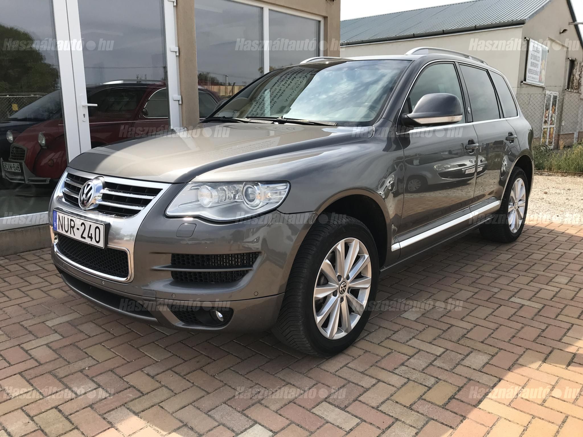 VOLKSWAGEN TOUAREG 2009/8 - 1