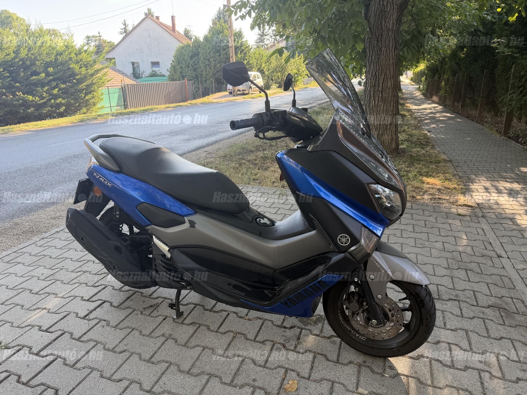 YAMAHA NMAX 2019/11 - 1