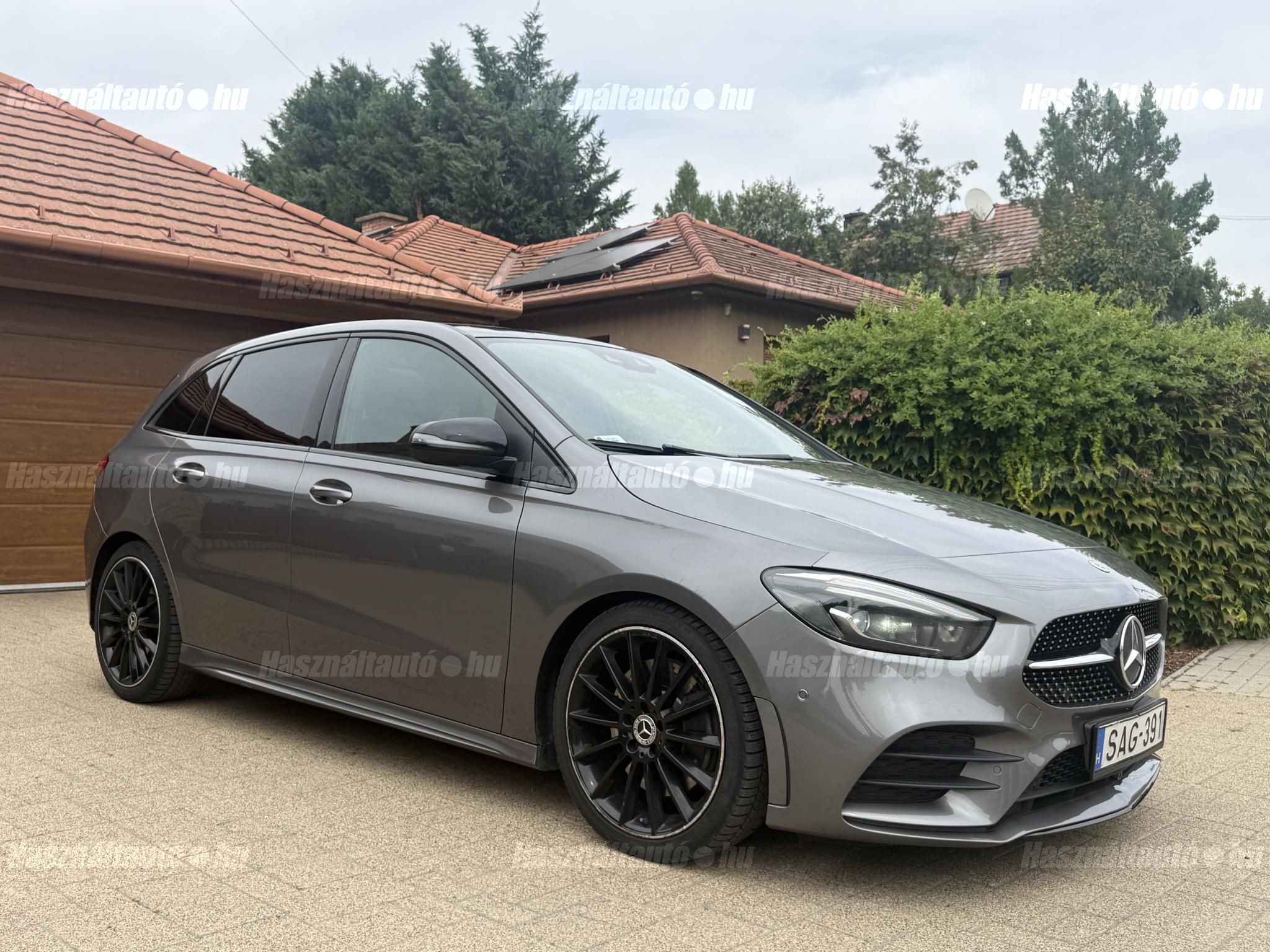 MERCEDES-BENZ B 250 2019/6 - 1