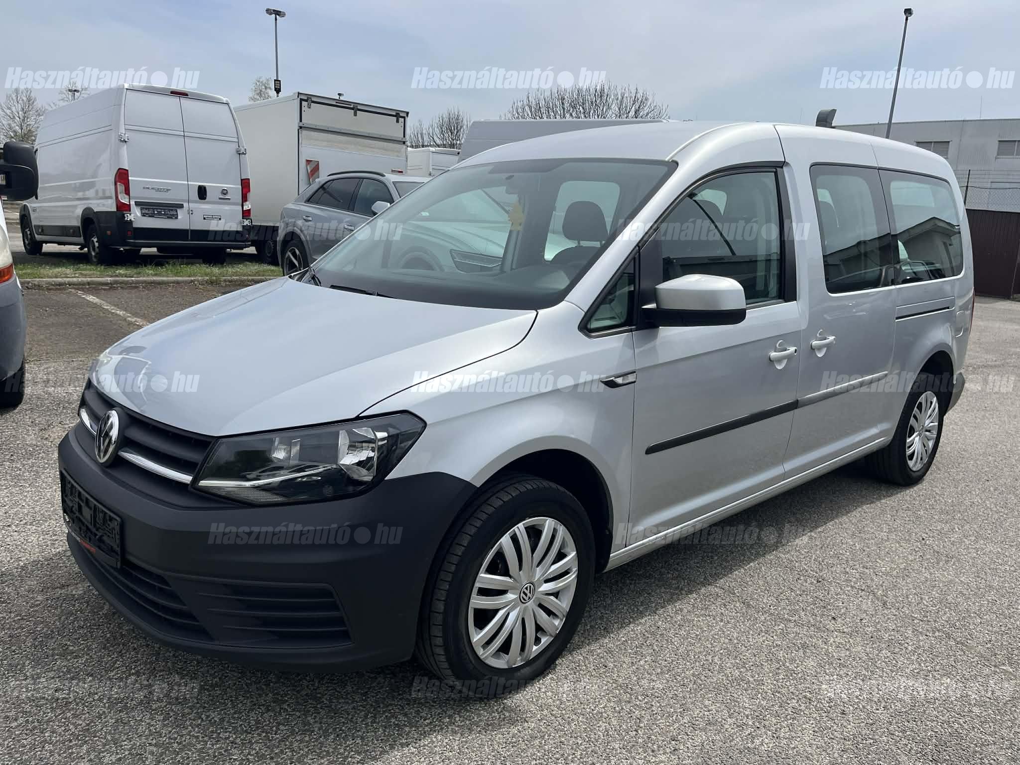 VOLKSWAGEN CADDY MAXI 2020/12 - 1