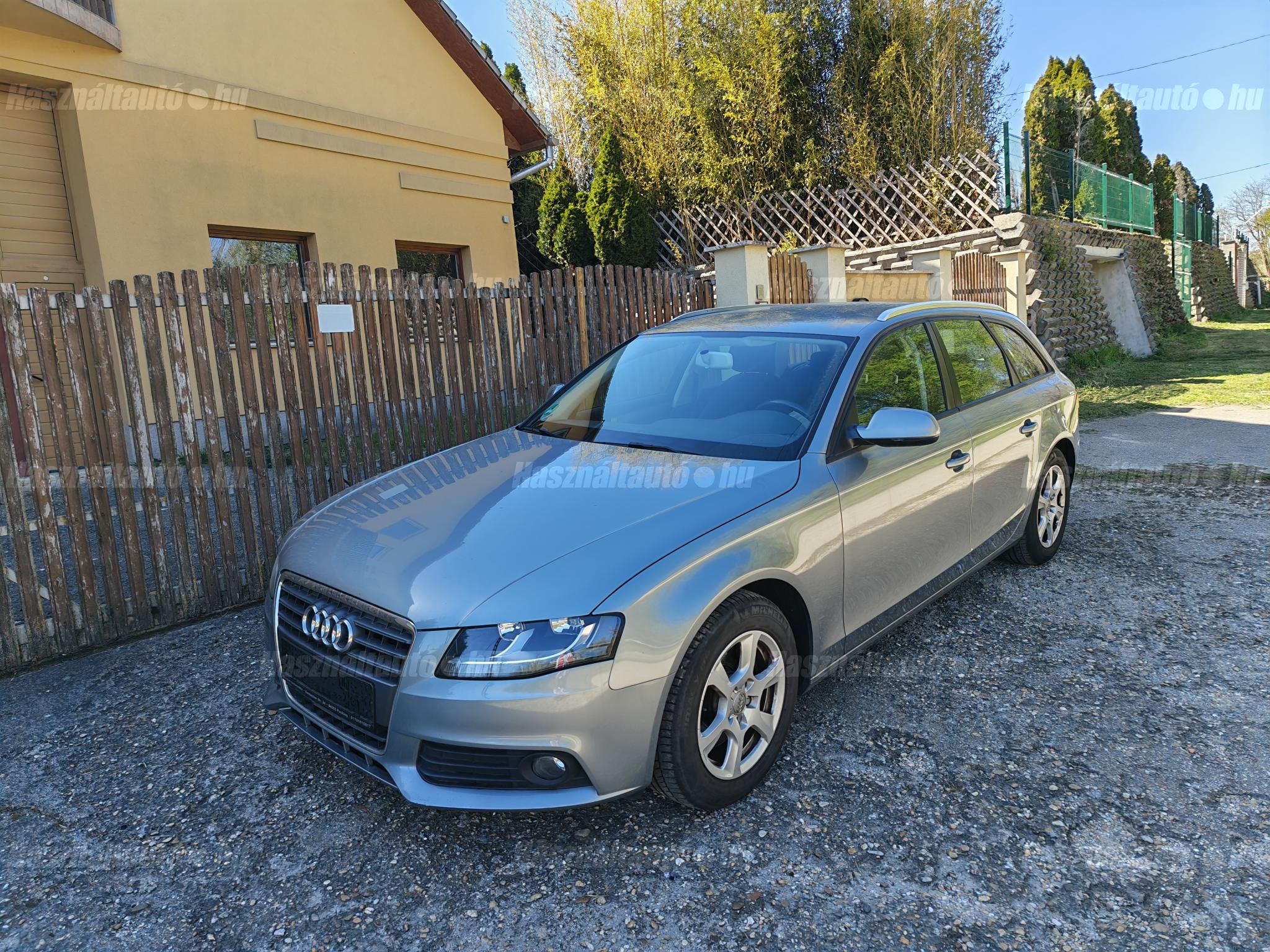 AUDI A4 2010/1 - 1
