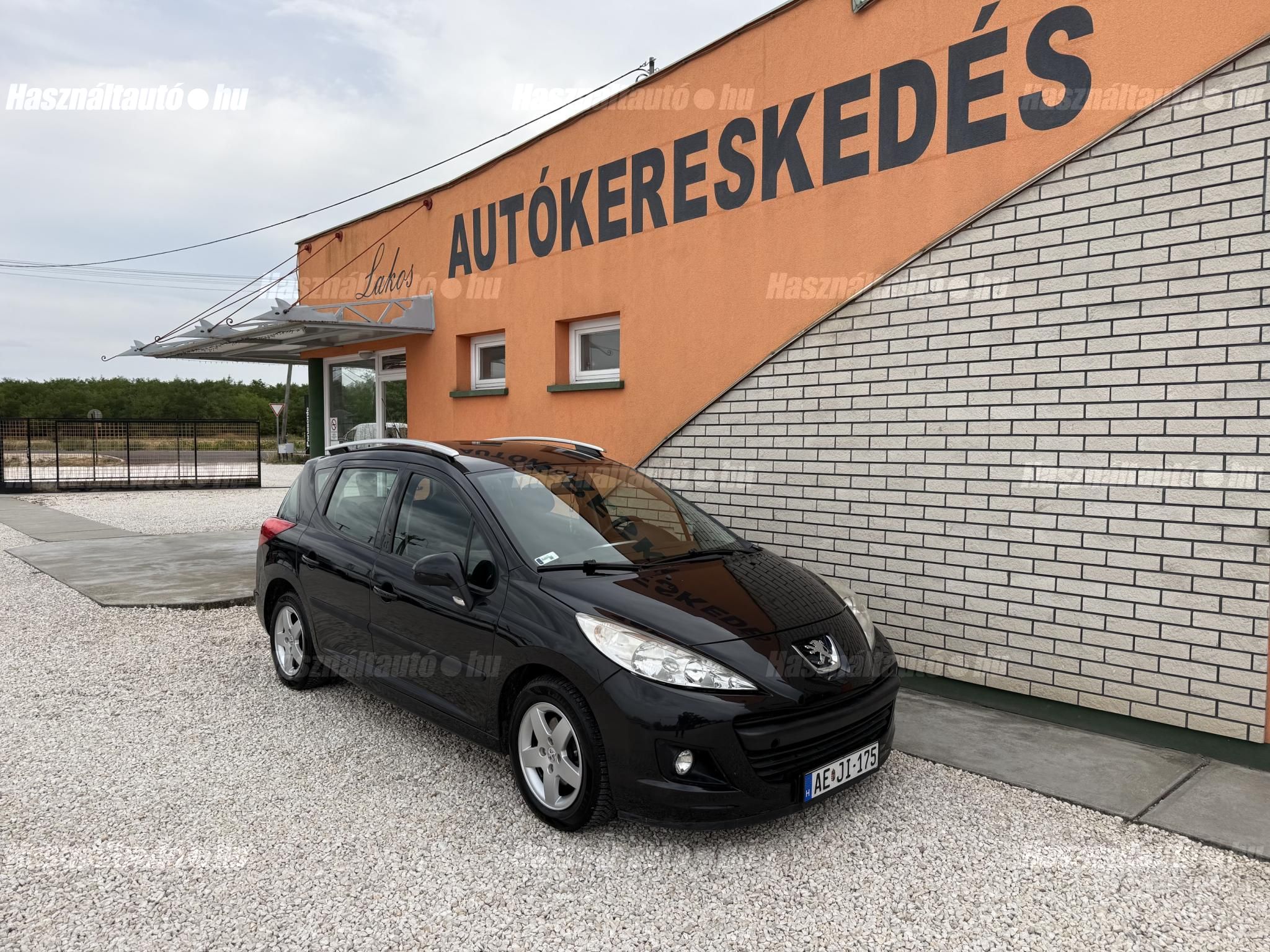 PEUGEOT 207 2009/10 - 1
