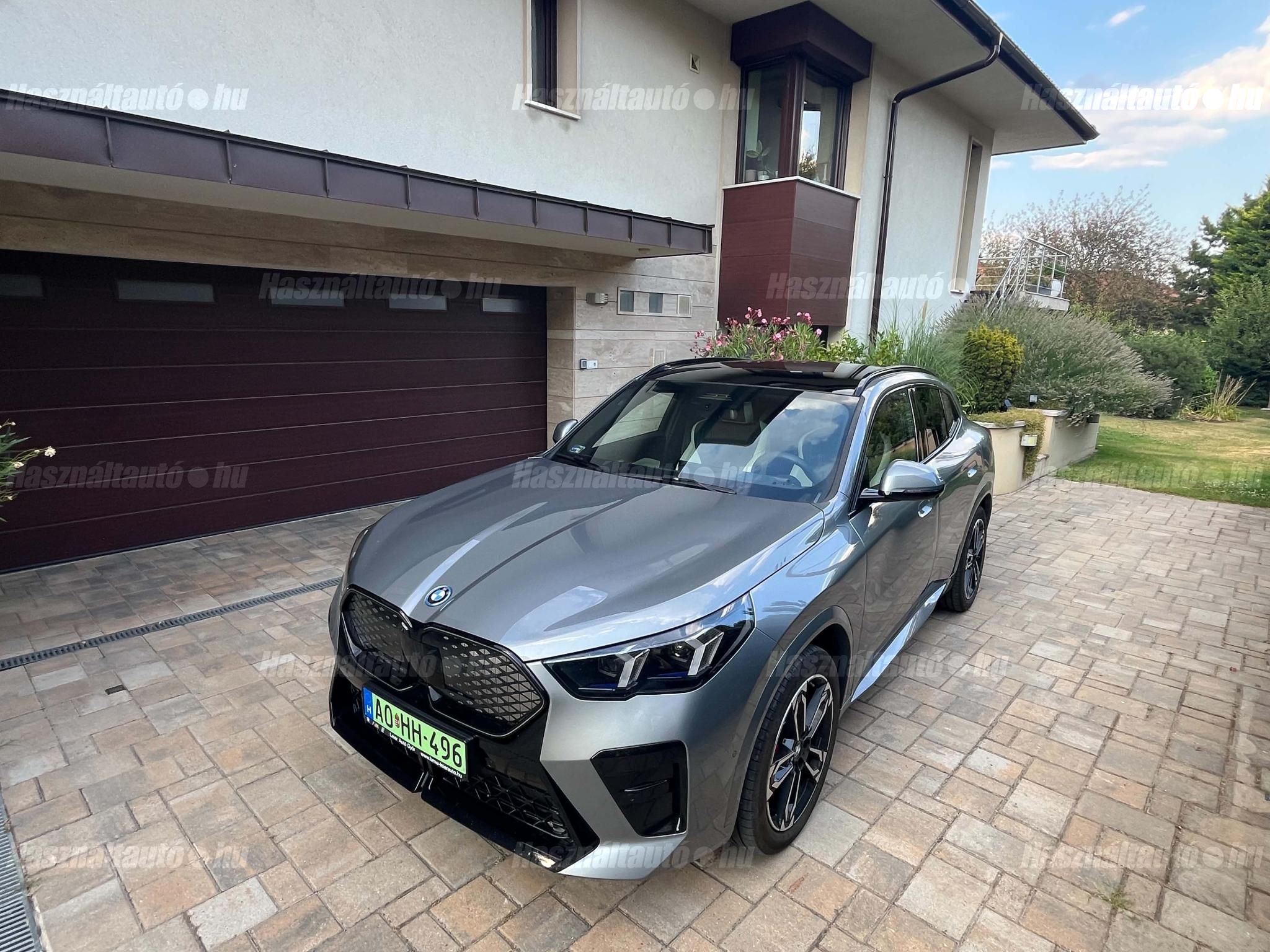BMW IX2 2025/9 - 1