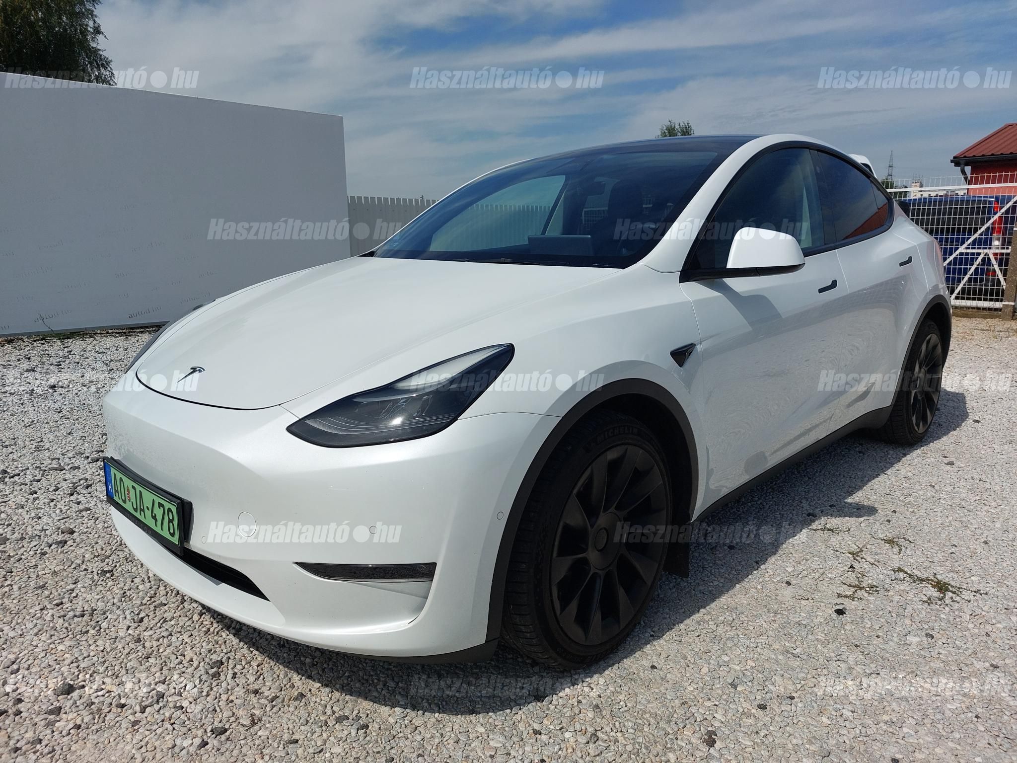 TESLA MODEL Y 2021/4 - 1