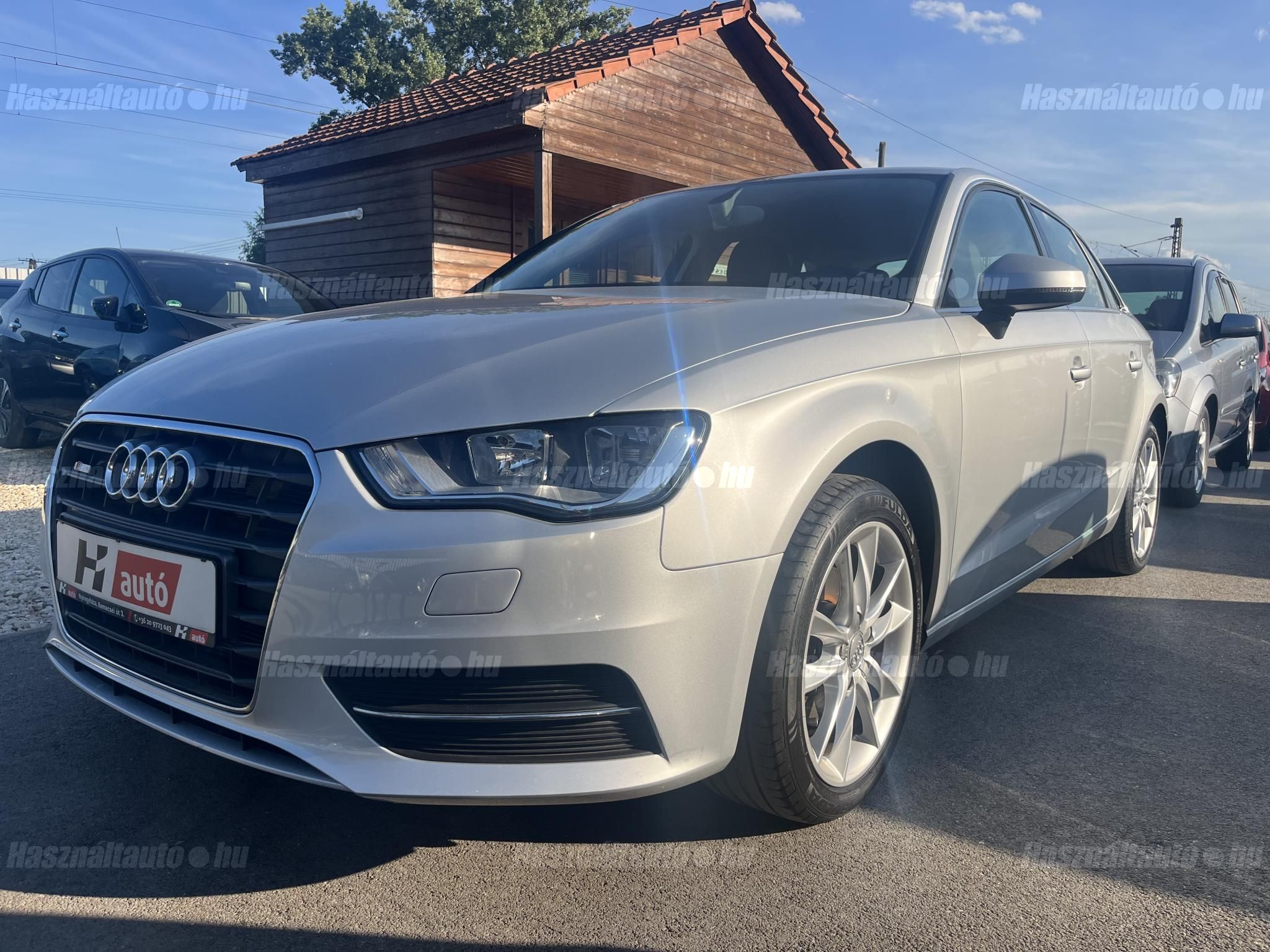 AUDI A3 2013/4 - 1