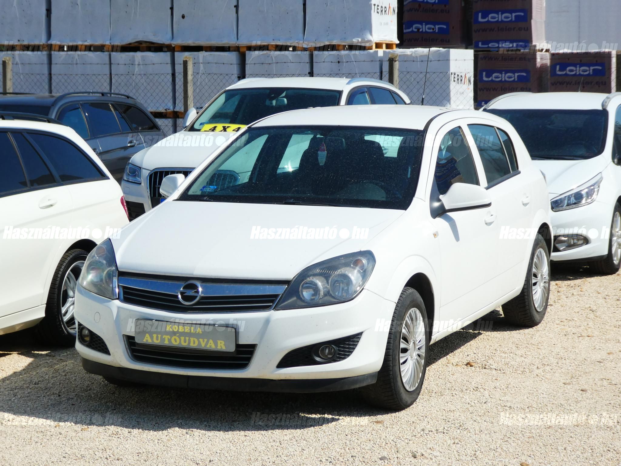OPEL ASTRA H 2012/12 - 1