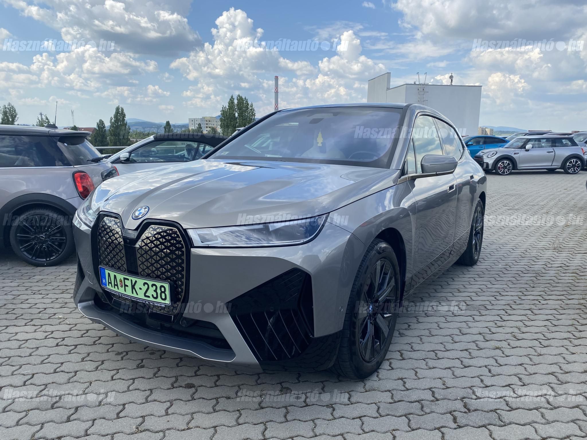BMW IX 2022/8 - 1