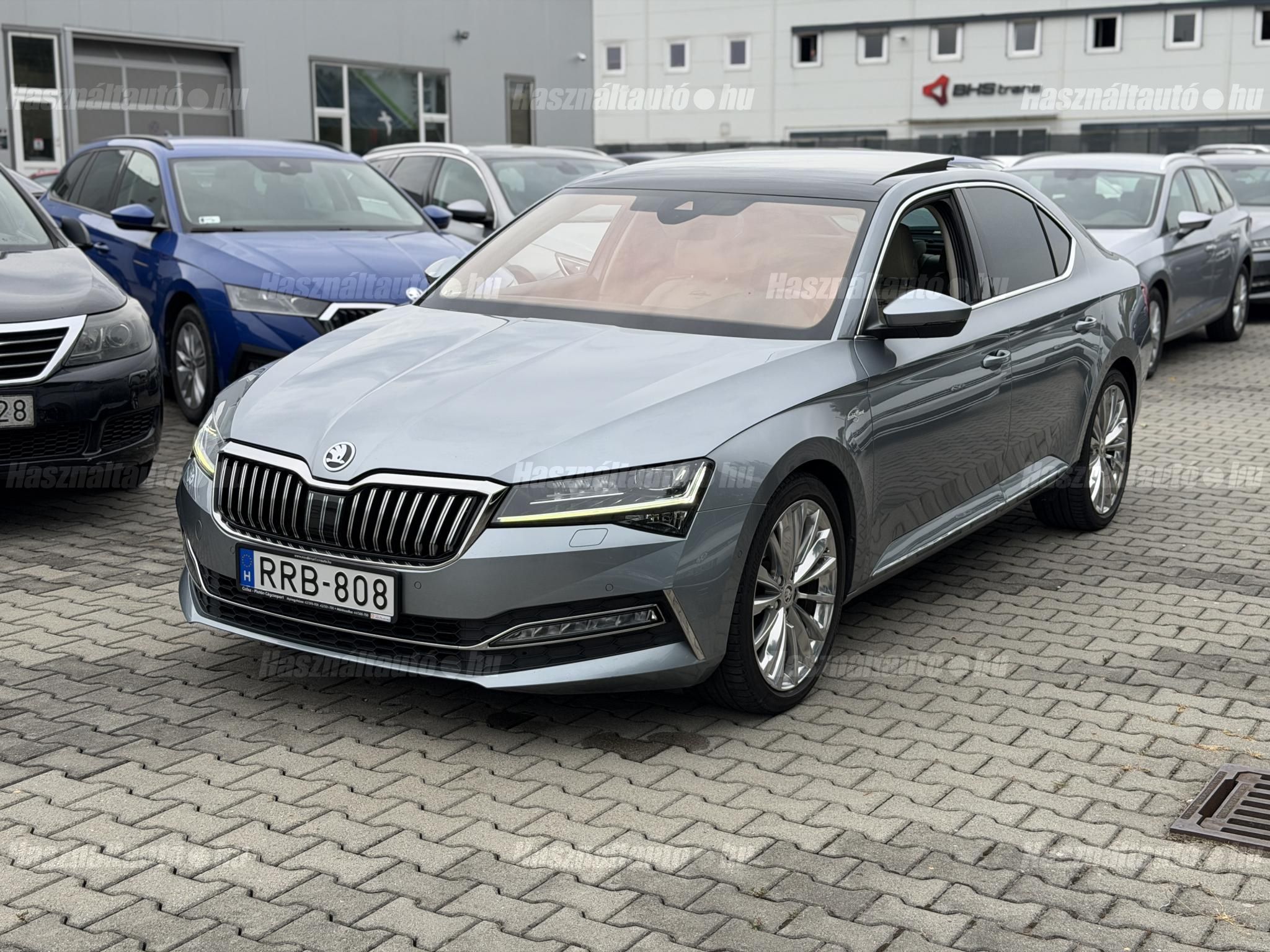 SKODA SUPERB 2020/6 - 1