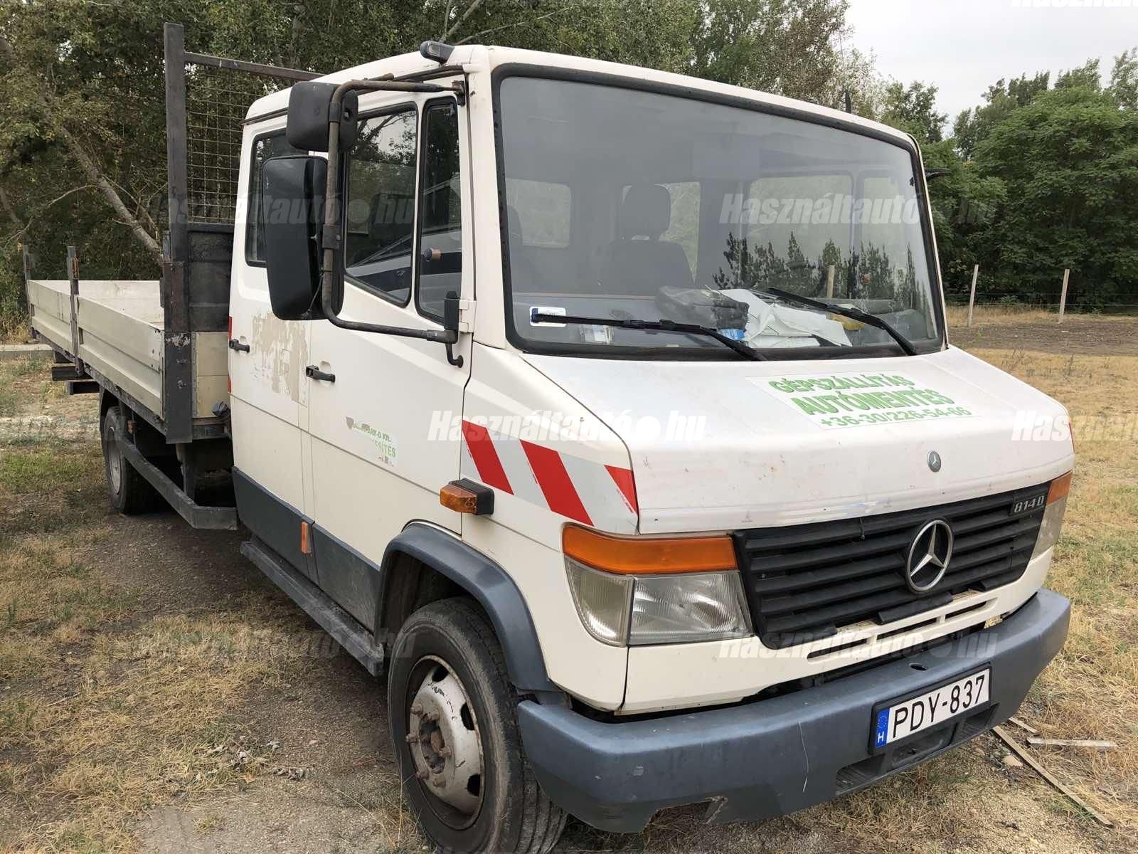 MERCEDES-BENZ 2002/6 - 1