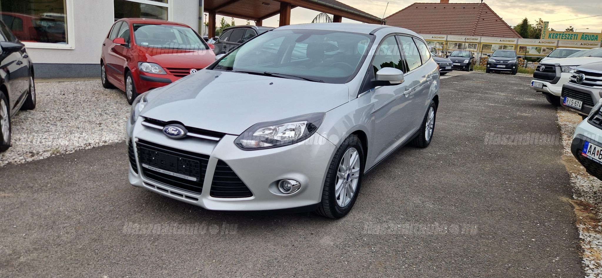 FORD FOCUS 2012/5 - 1
