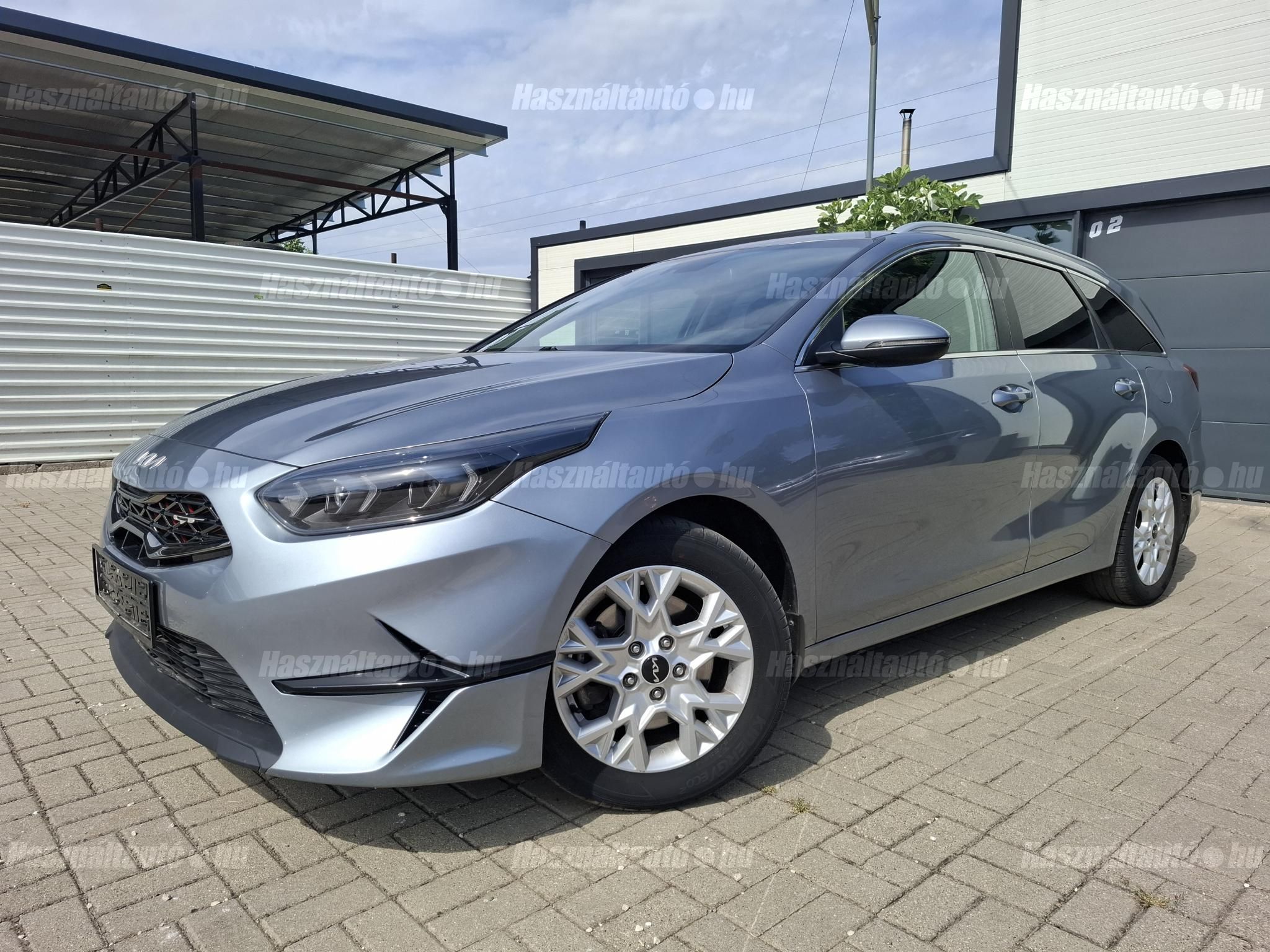 KIA CEE'D 2022/3 - 1