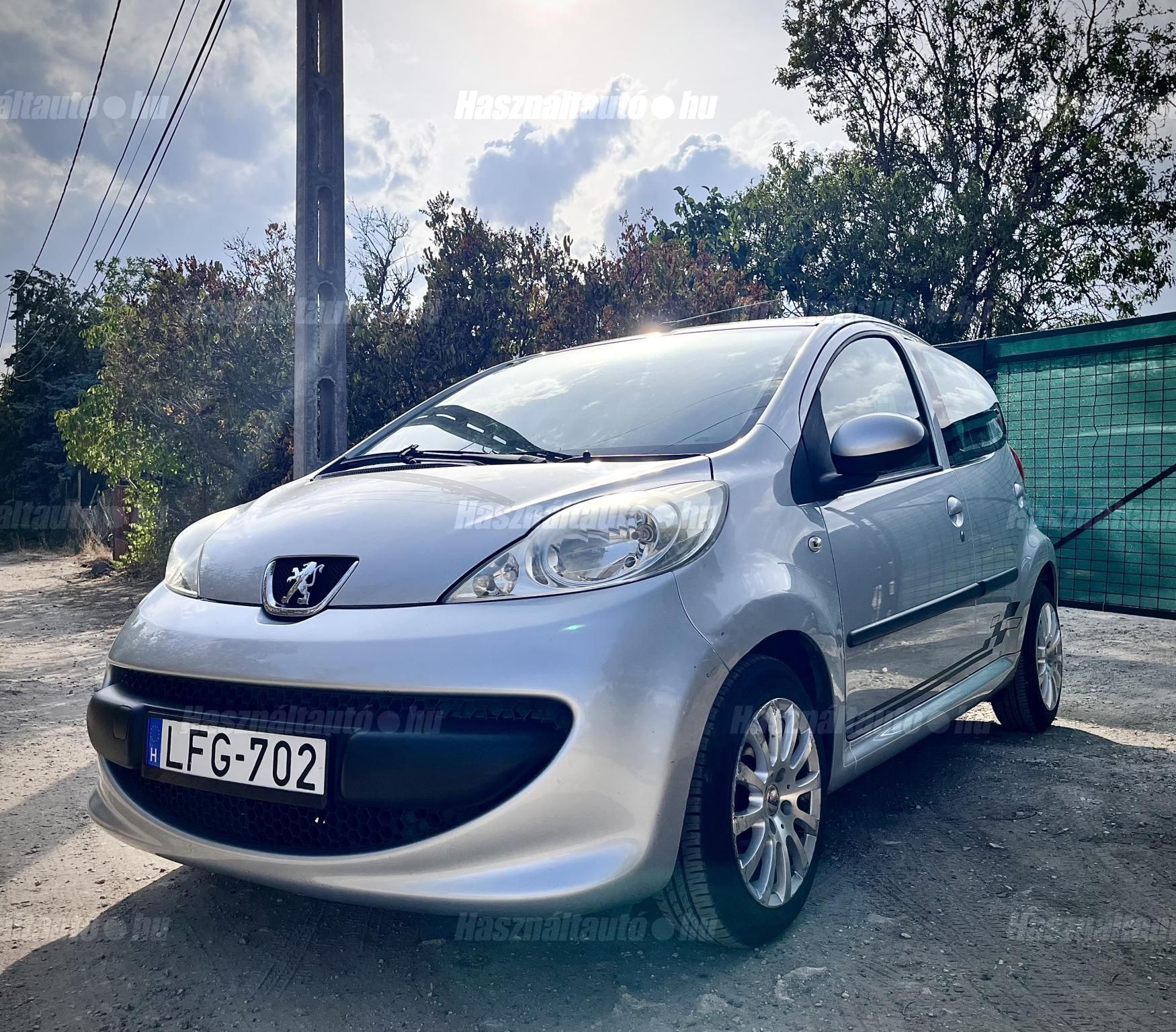 PEUGEOT 107 2008/9 - 1