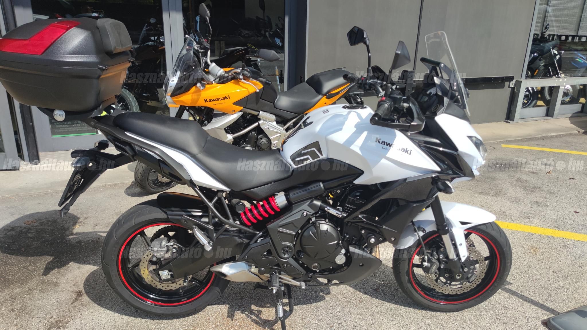 KAWASAKI VERSYS 650 2015/10 - 1