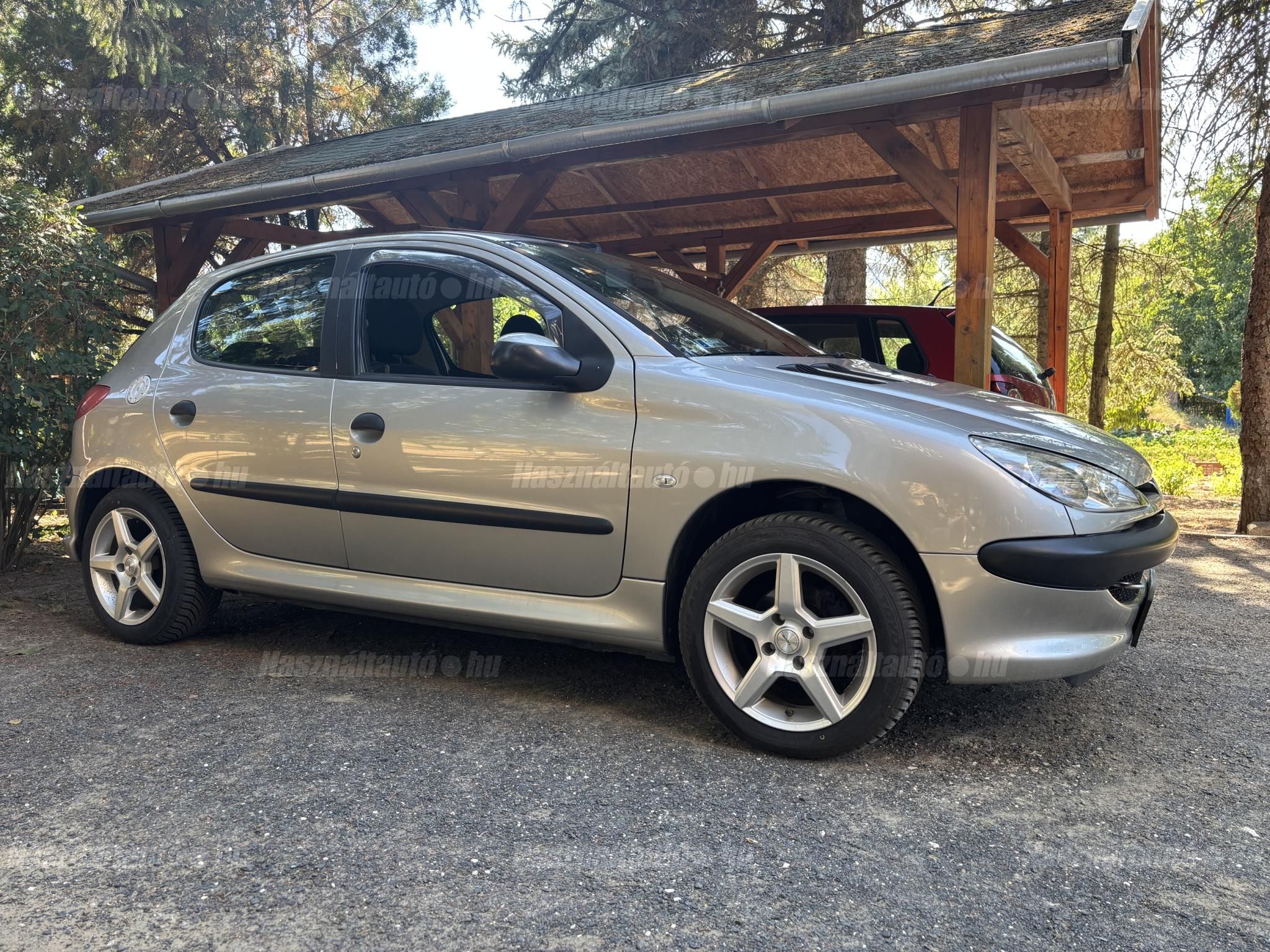 PEUGEOT 206 2006 - 1
