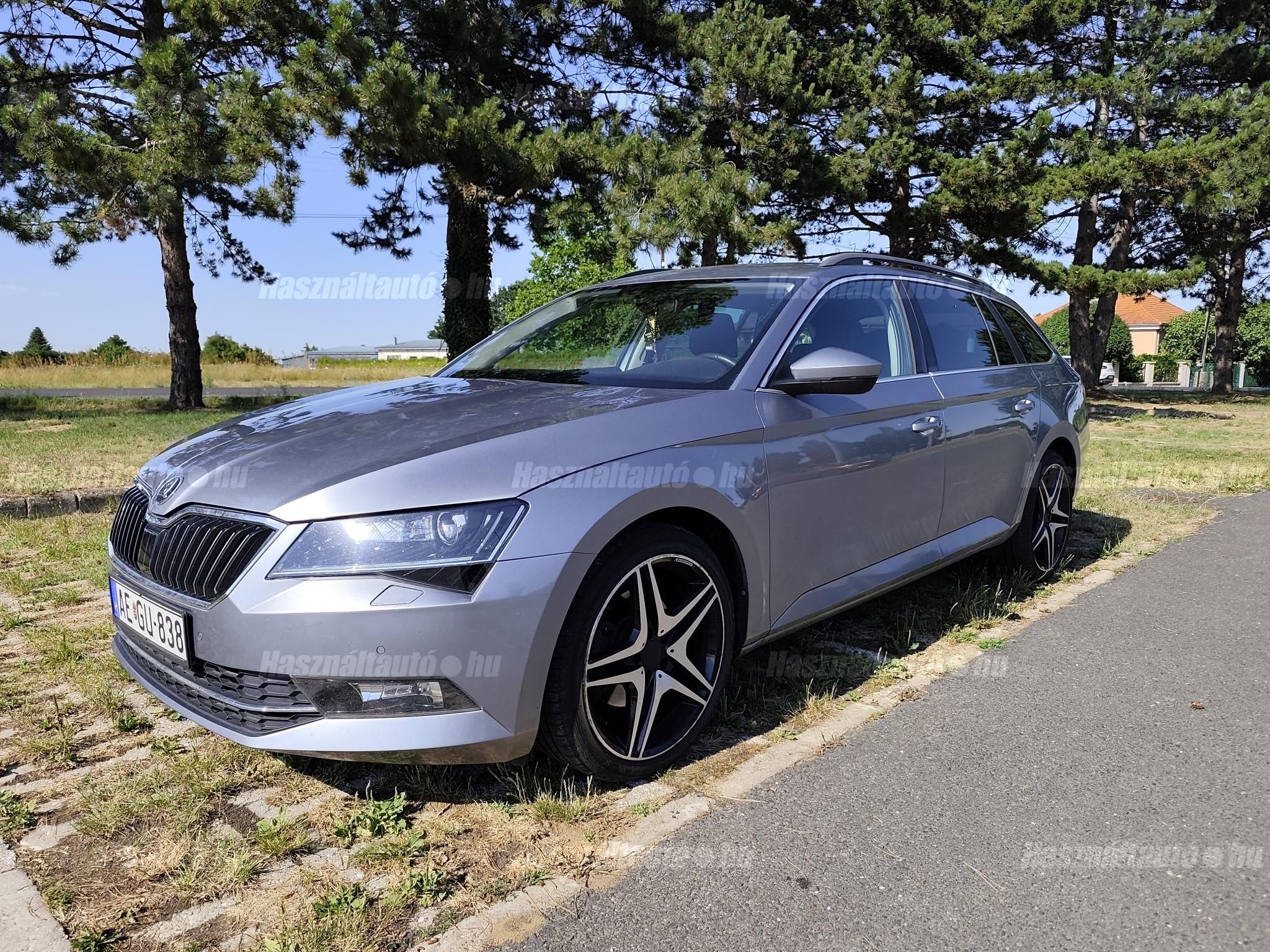 SKODA SUPERB 2016/6 - 1