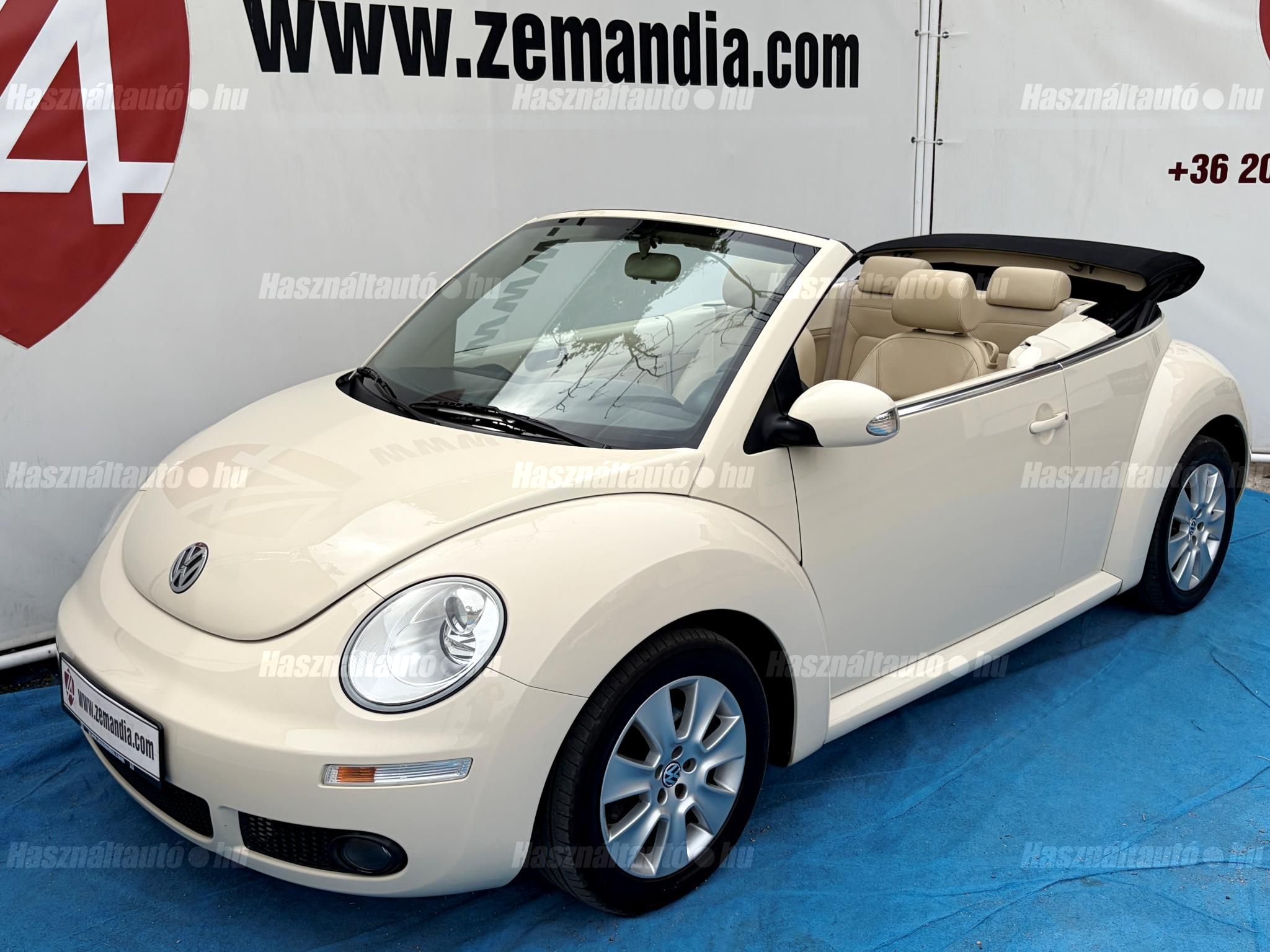 VOLKSWAGEN NEW BEETLE 2010/3 - 1
