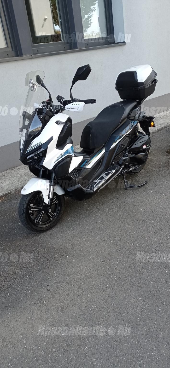 KEEWAY VIESTE 300 XDV 2024/12 - 1