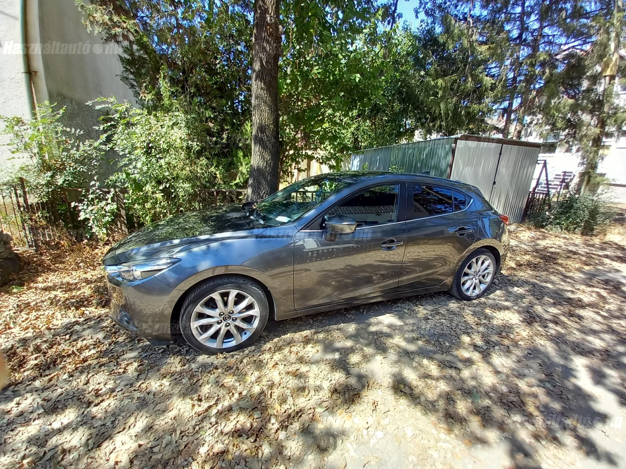 MAZDA 3 2017 - 1