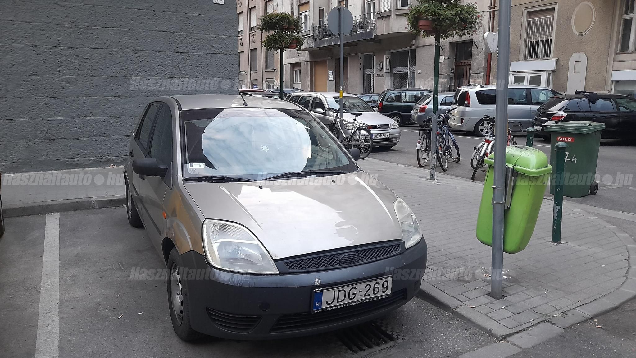 FORD FIESTA 2004/9 - 1