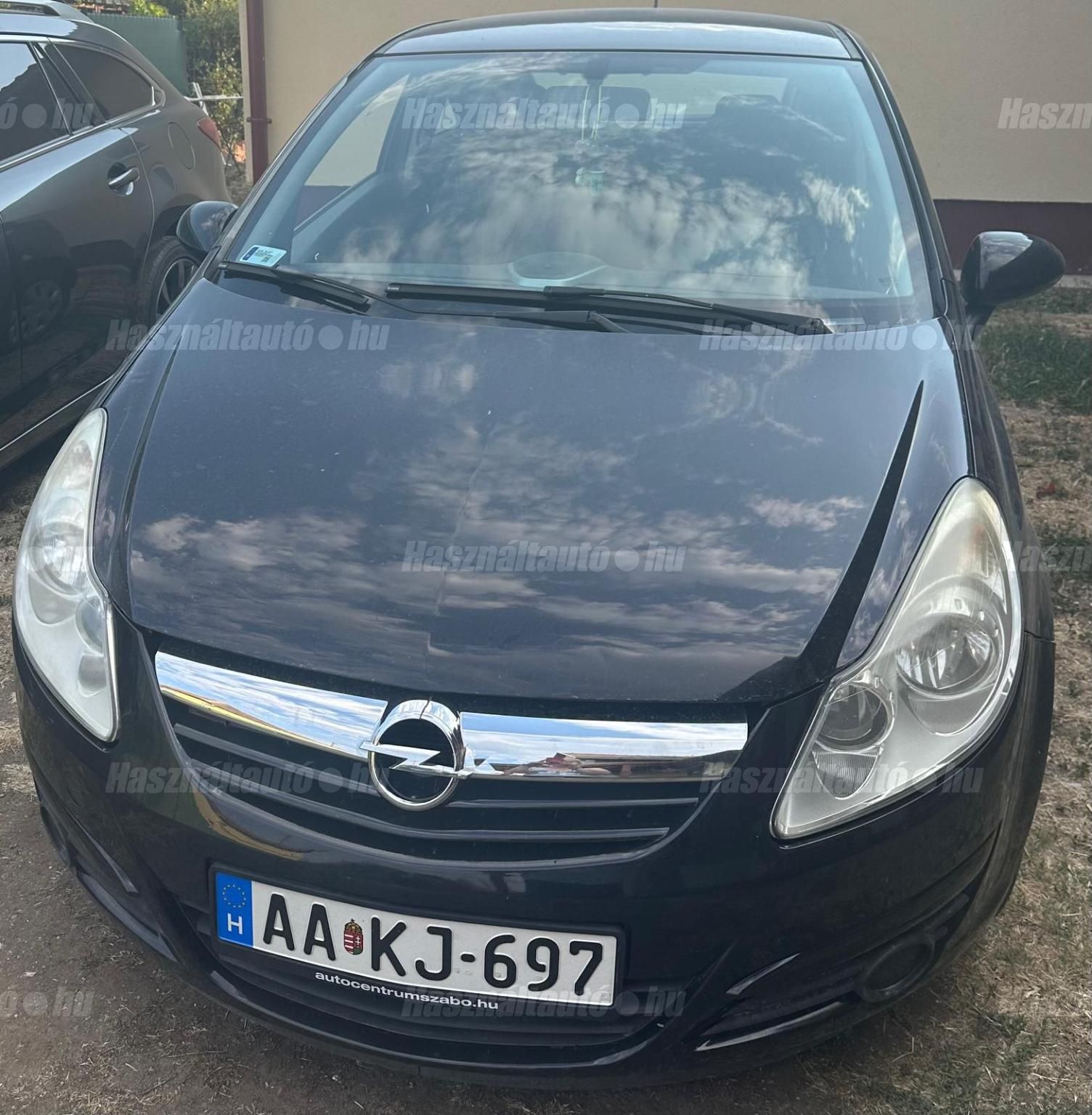OPEL CORSA D 2009/7 - 1