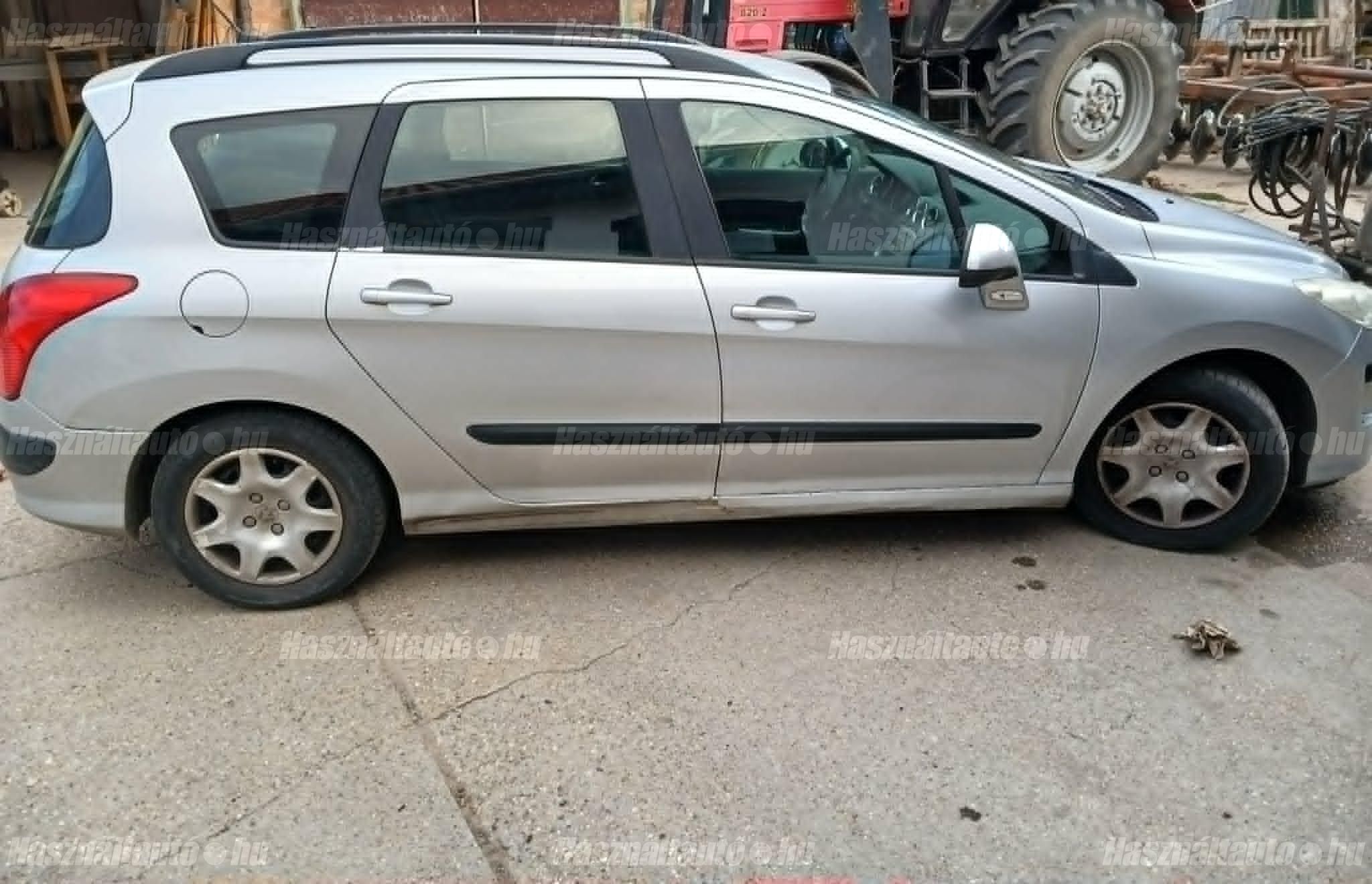 PEUGEOT 308 2010/11 - 1
