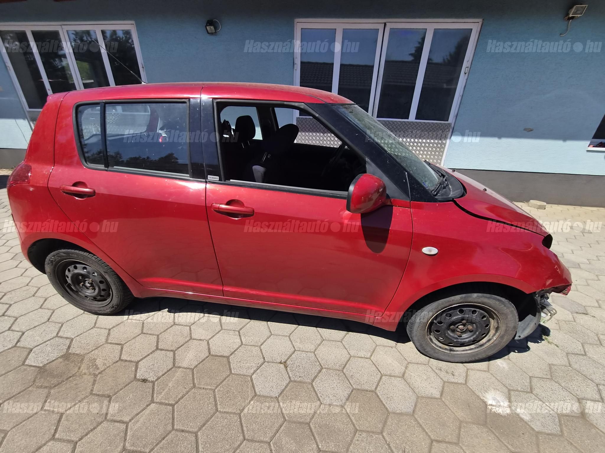 SUZUKI SWIFT 2011/4 - 1