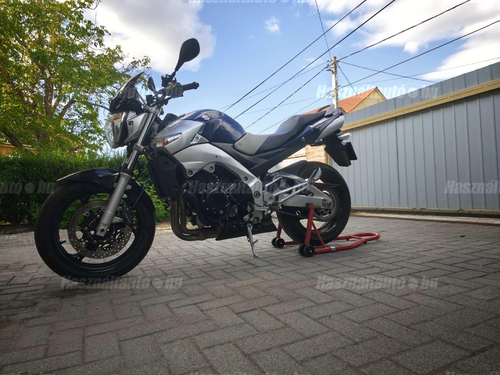 SUZUKI GSR 600 2006/4 - 1