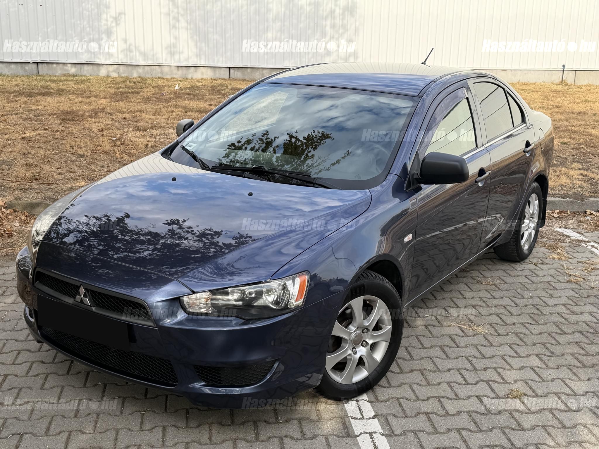 MITSUBISHI LANCER 2010/6 - 1