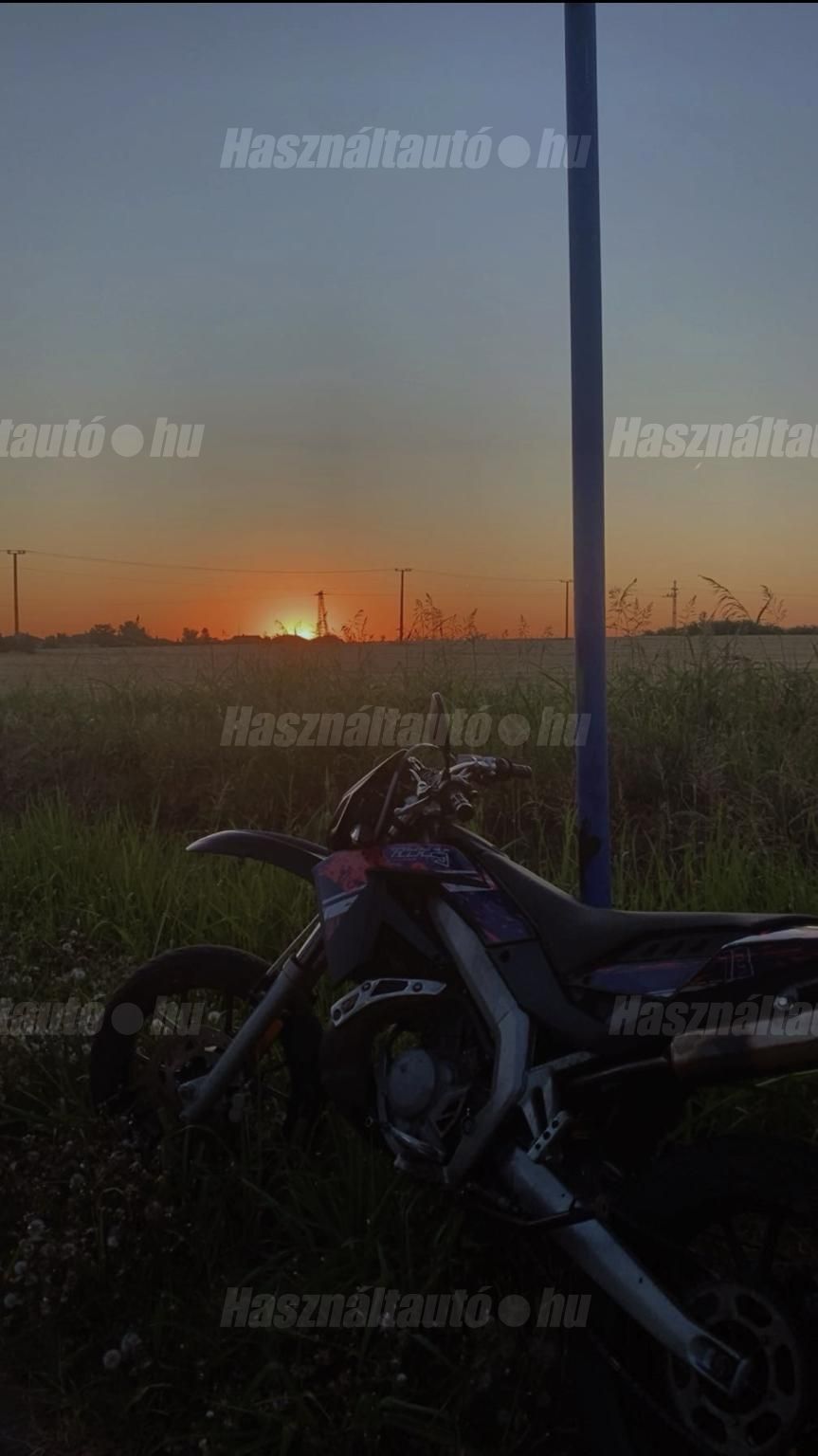 APRILIA EGYÉB 2016/5 - 1