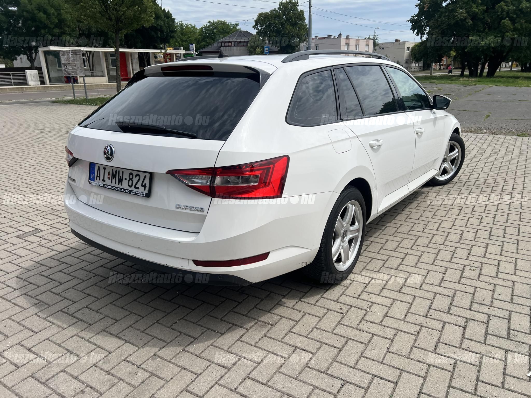SKODA SUPERB 2017/8 - 1