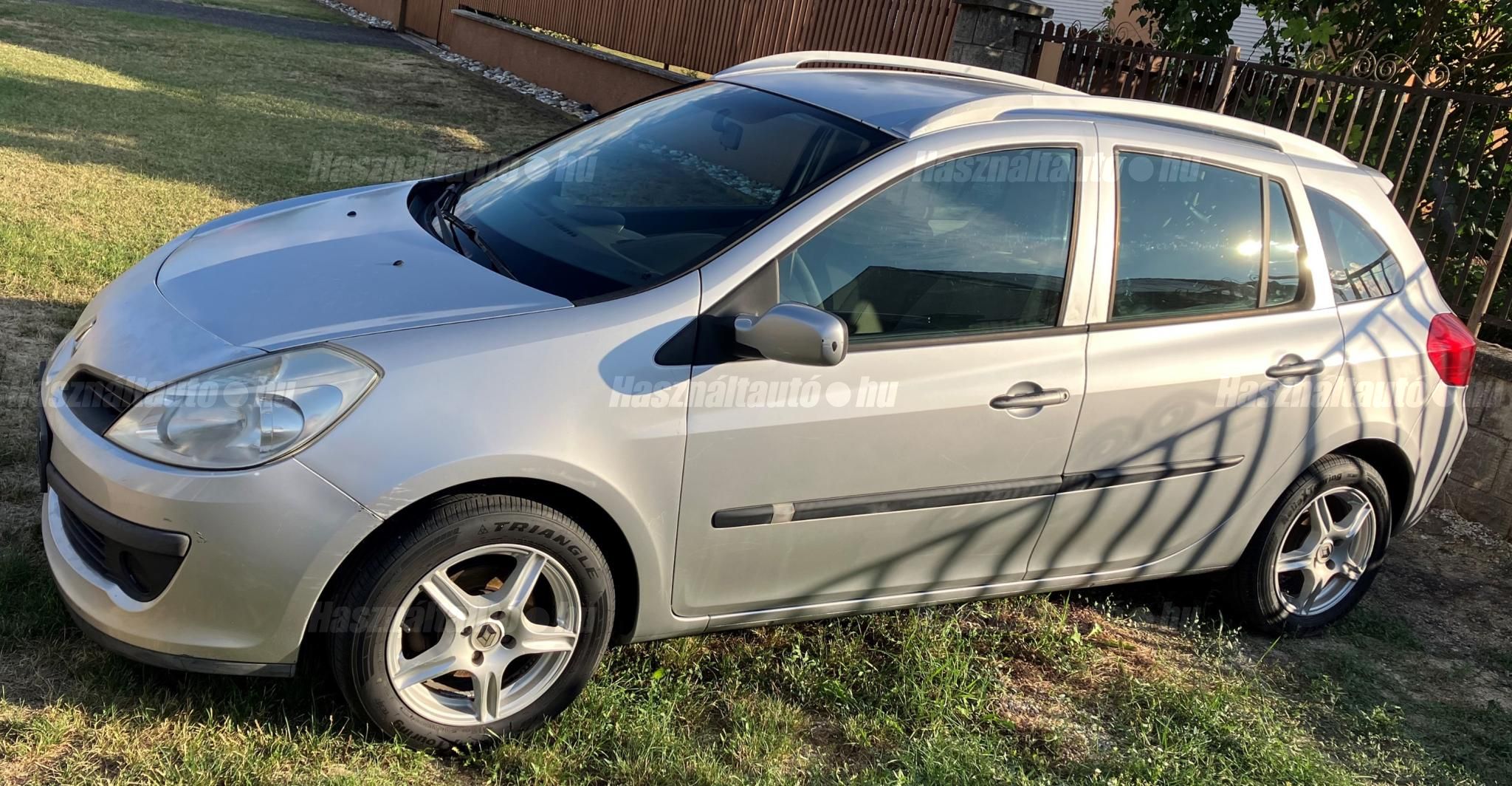 RENAULT CLIO 2009/1 - 1