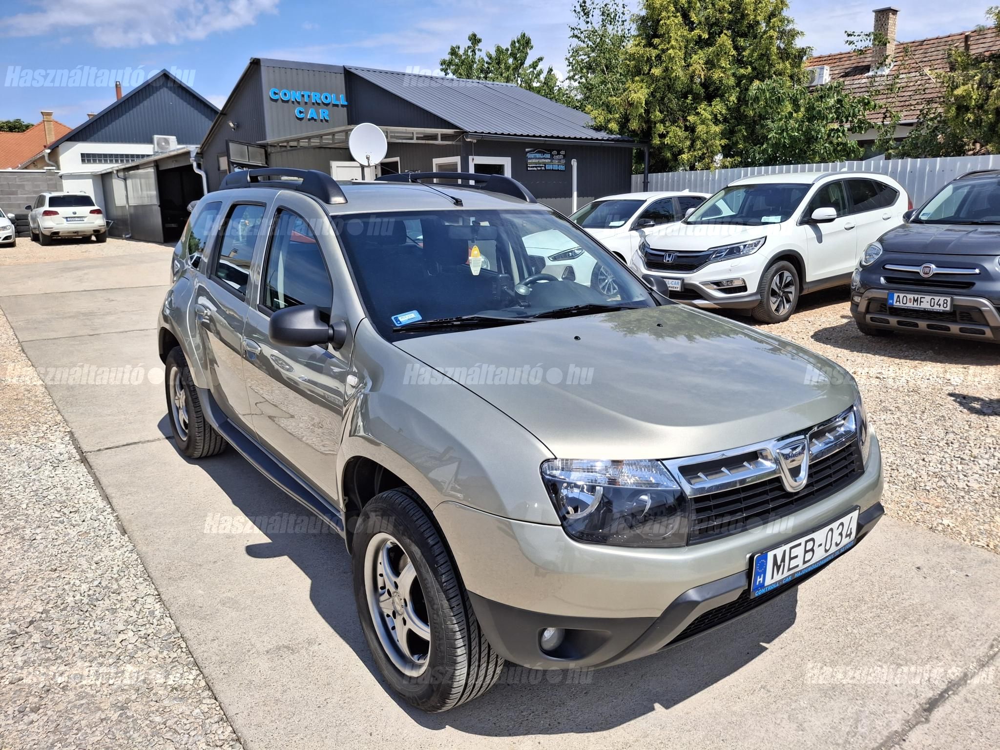 DACIA DUSTER 2012/8 - 1