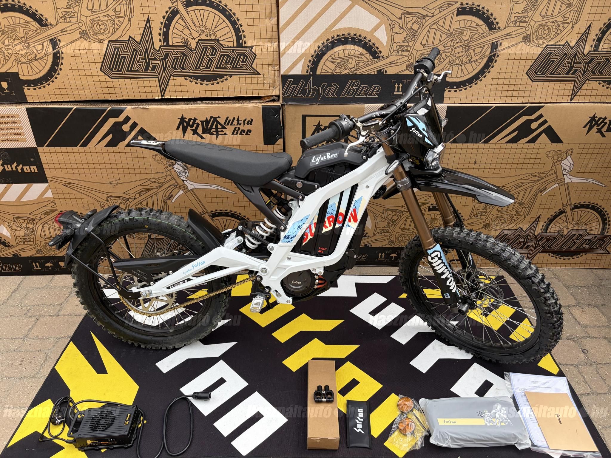 SUR-RON LIGHT BEE X L1E 2026/4 - 1
