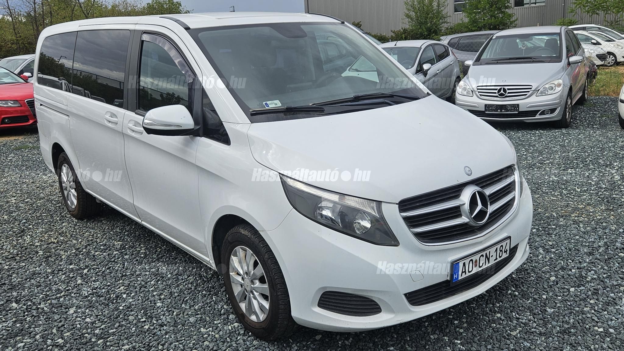 MERCEDES-BENZ V-OSZTÁLY 2015/6 - 1