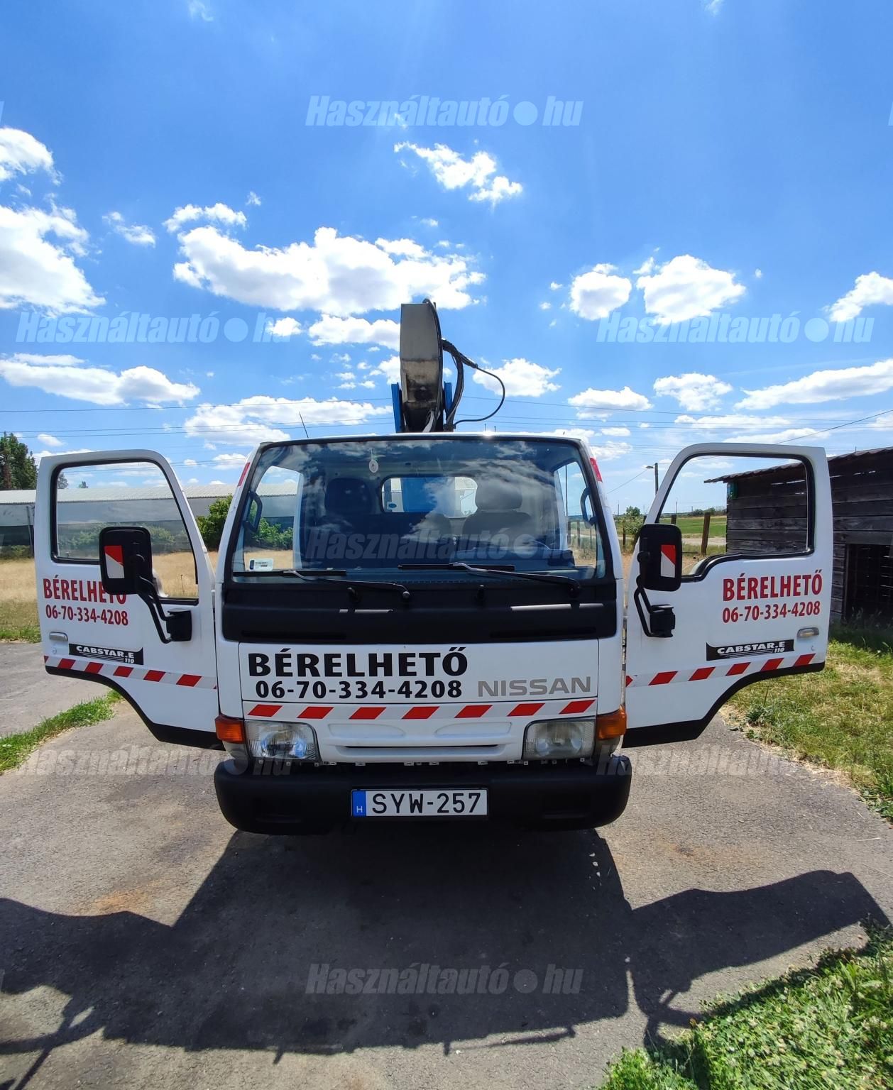 NISSAN CABSTAR 2001/12 - 1