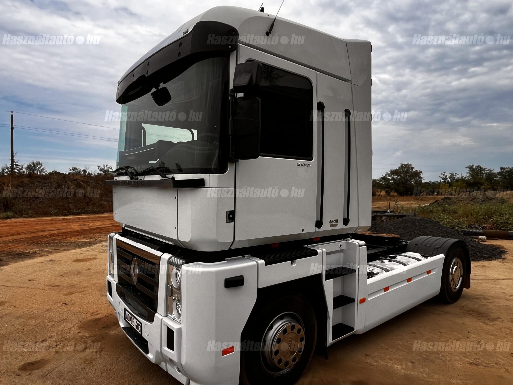 RENAULT 2011/6 - 1