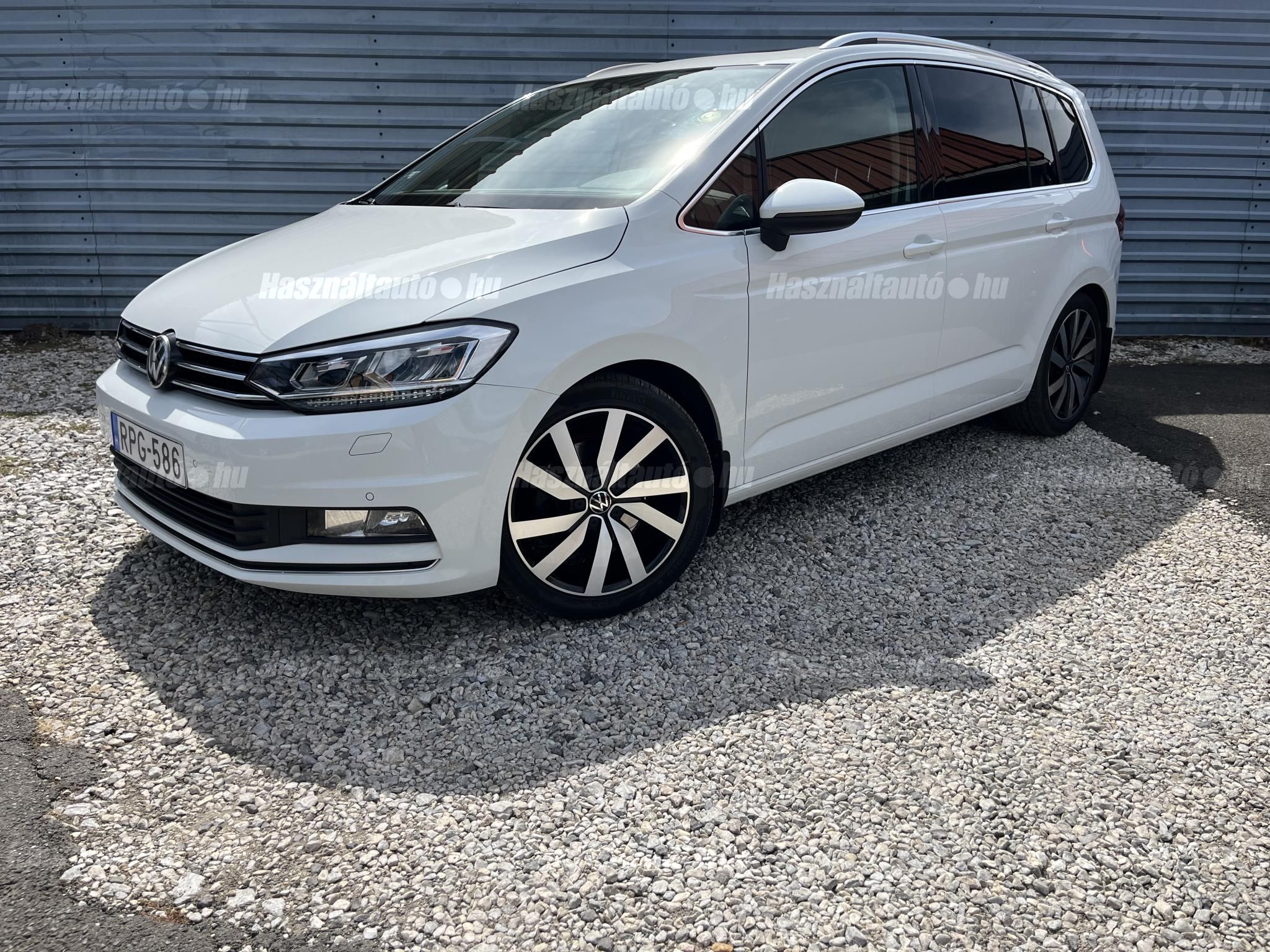 VOLKSWAGEN TOURAN 2016/2 - 1