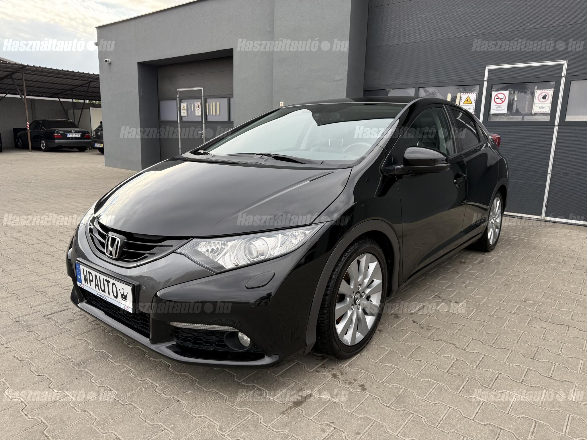 HONDA CIVIC 2012/9 - 1