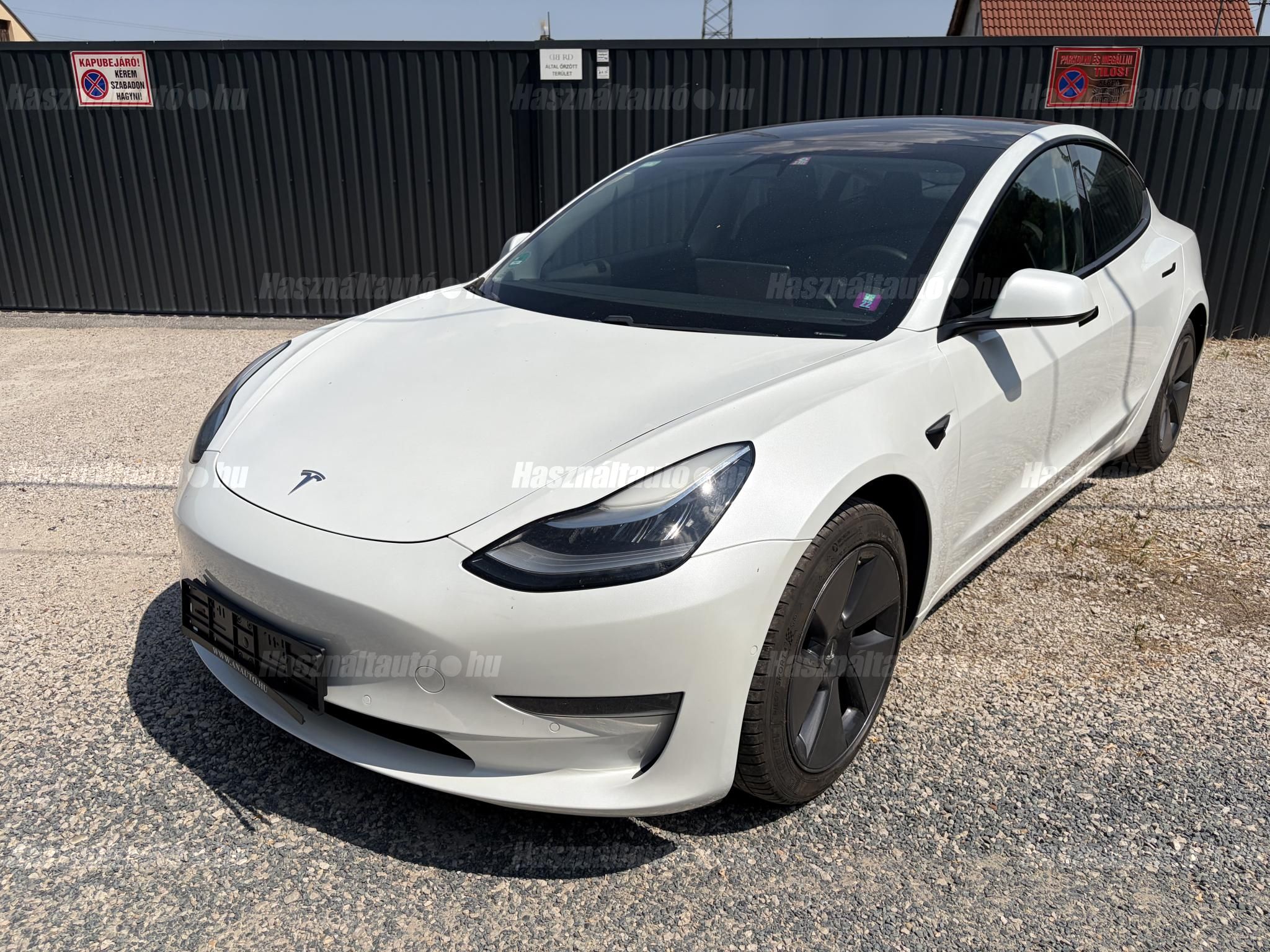 TESLA MODEL 3 2020/11 - 1