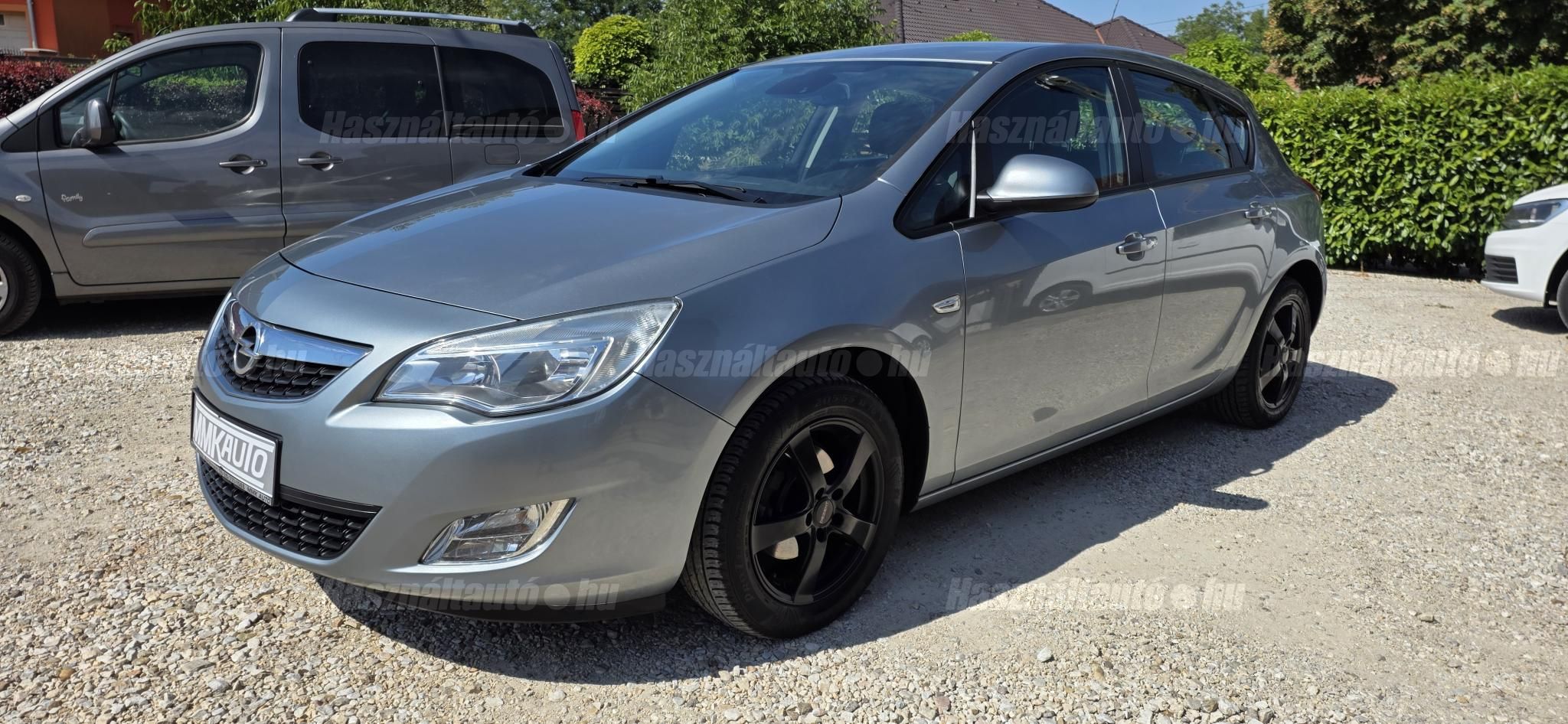 OPEL ASTRA J 2010/8 - 1