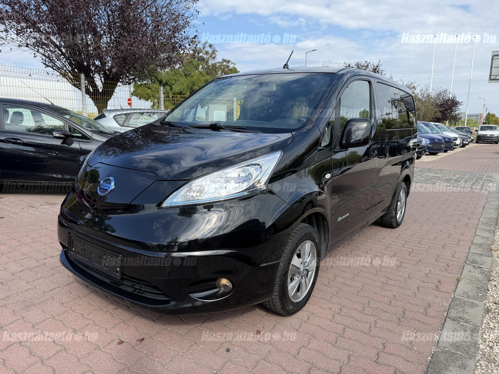 NISSAN NV200 2017/9 - 1