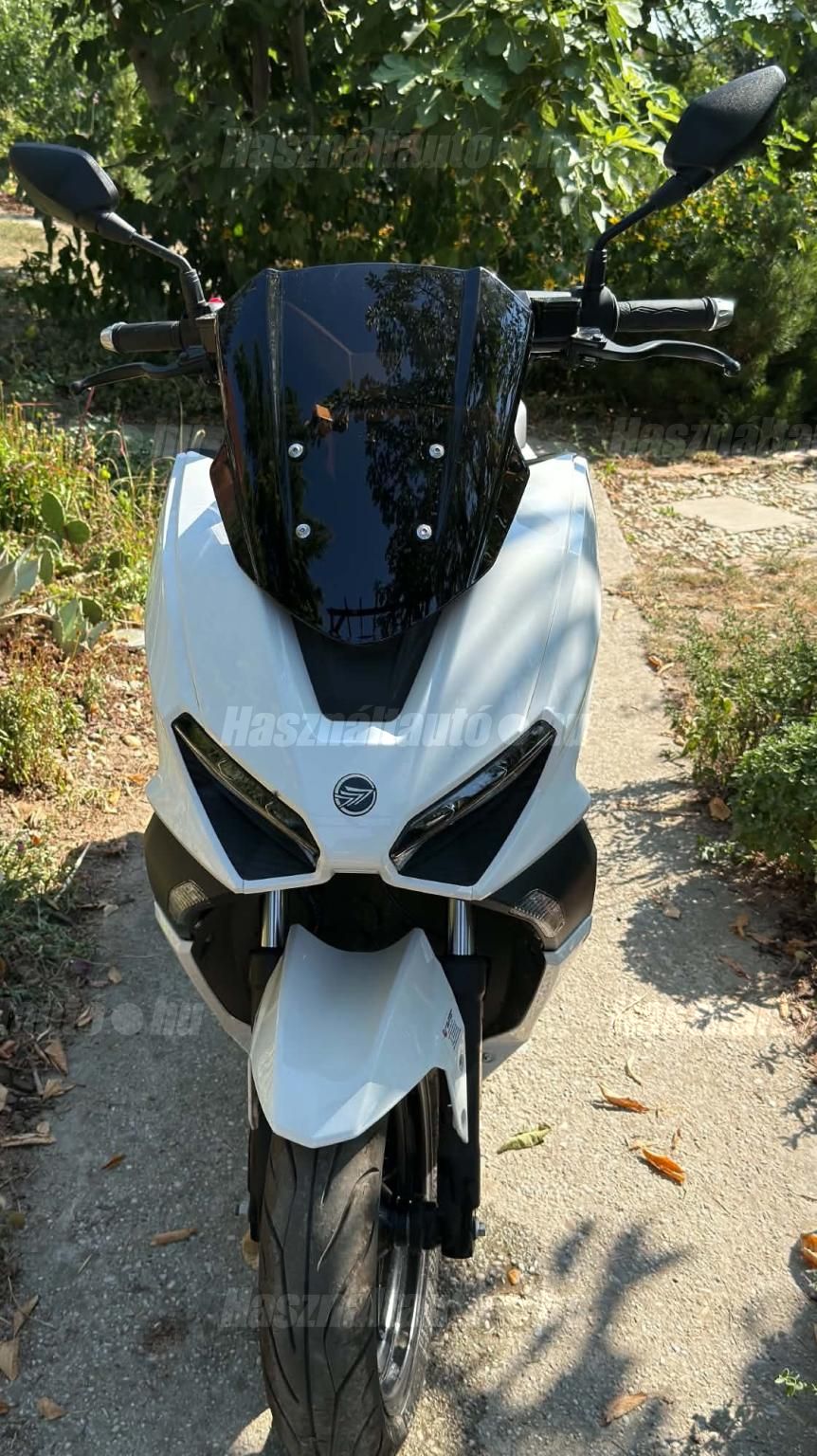 KEEWAY VIESTE 125 2023/2 - 1
